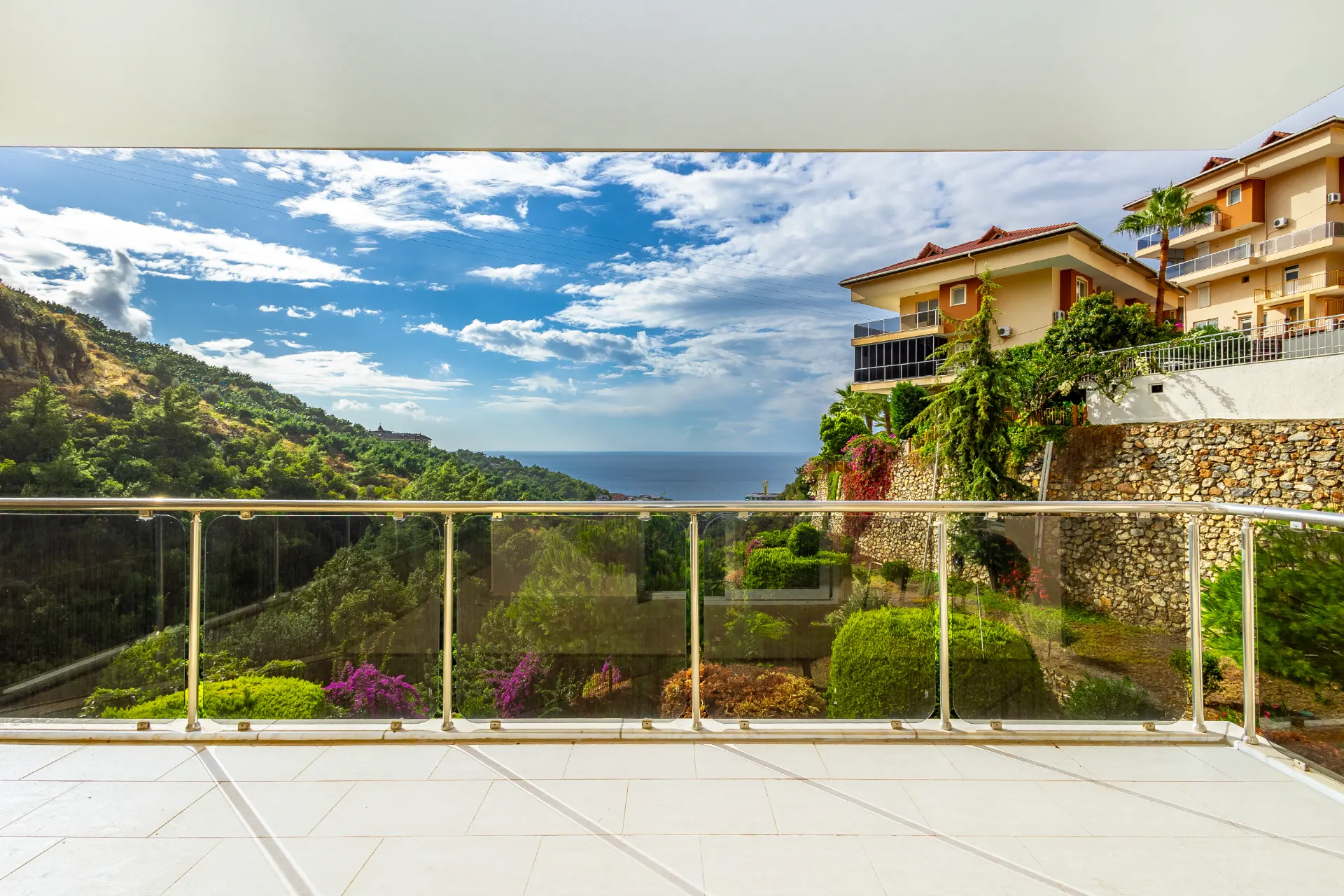 Antalya Alanya'da Satılık Bahçe Dubleks Daire