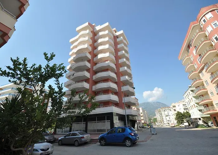 Mahmutlar 2+1 Denize yakın Havuzlu Daire