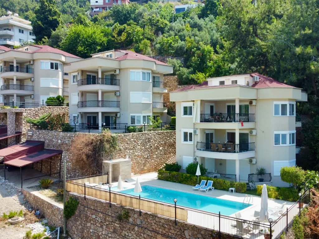 Hillside Bektaş – Muhteşem Deniz, Kale ve Dağ Manzaralı 2+1 Satılık Daire