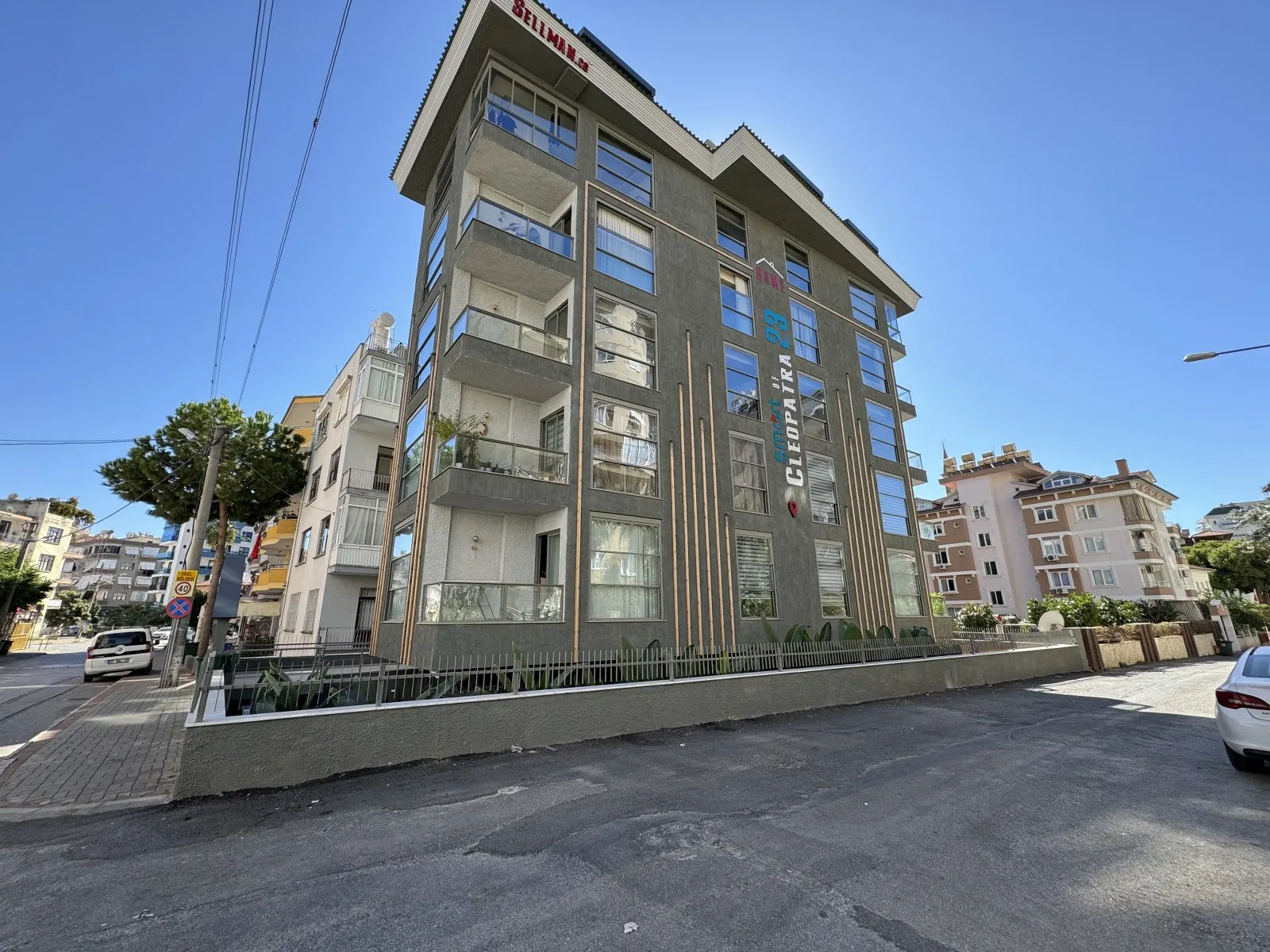 Kleopatra'da Lüks Sitede Eşyalı Satılık 2+1 Daire