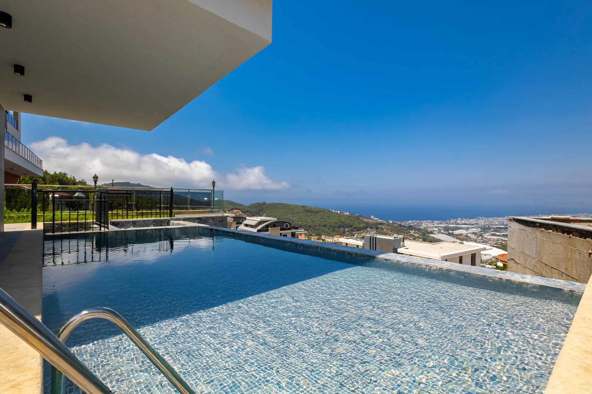 Alanya Kargıcak’ta Satılık 3+2  Deniz Manzaralı Villa