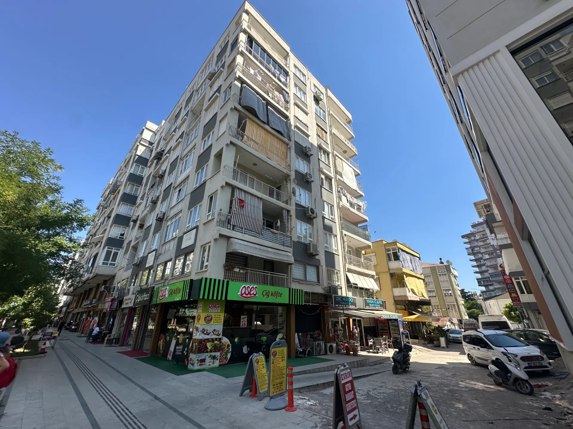 Çaybaşı Mahallesi'nde Merkezi Konumda Satılık Geniş 2+1 Daire