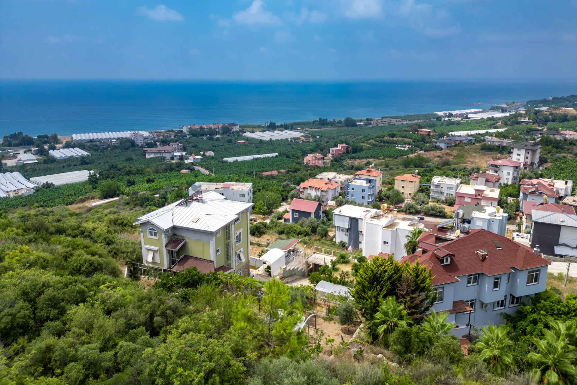 Denize 500 Metre! Deniz Manzaralı Villa 1.015 m²  Arsa!