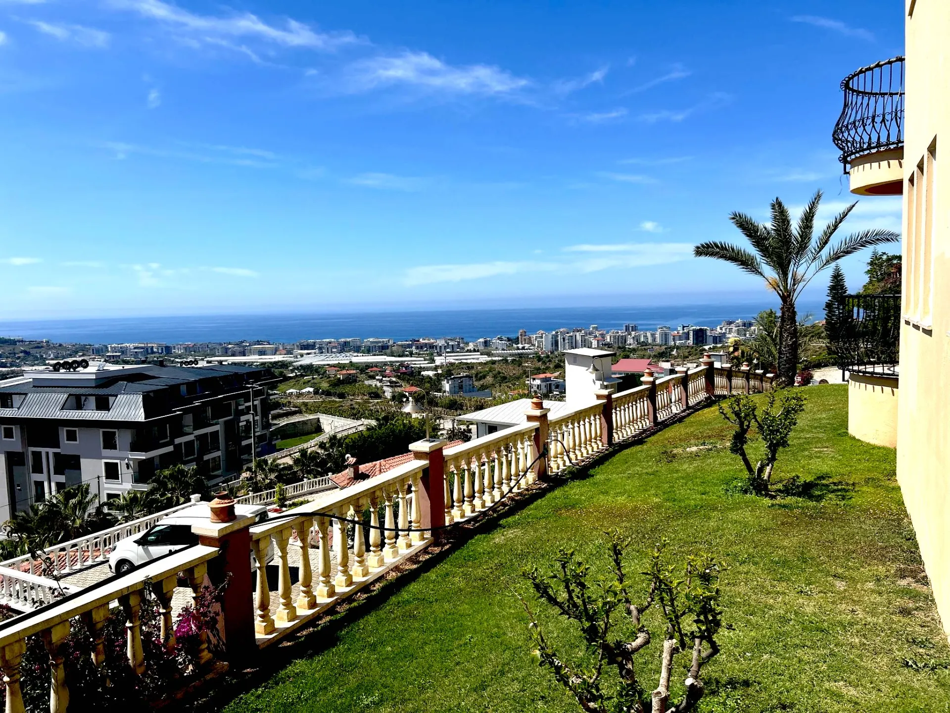ALANYA KARGICAK  SATILIK DENİZ MANZARALI BAHÇELİ 3+1