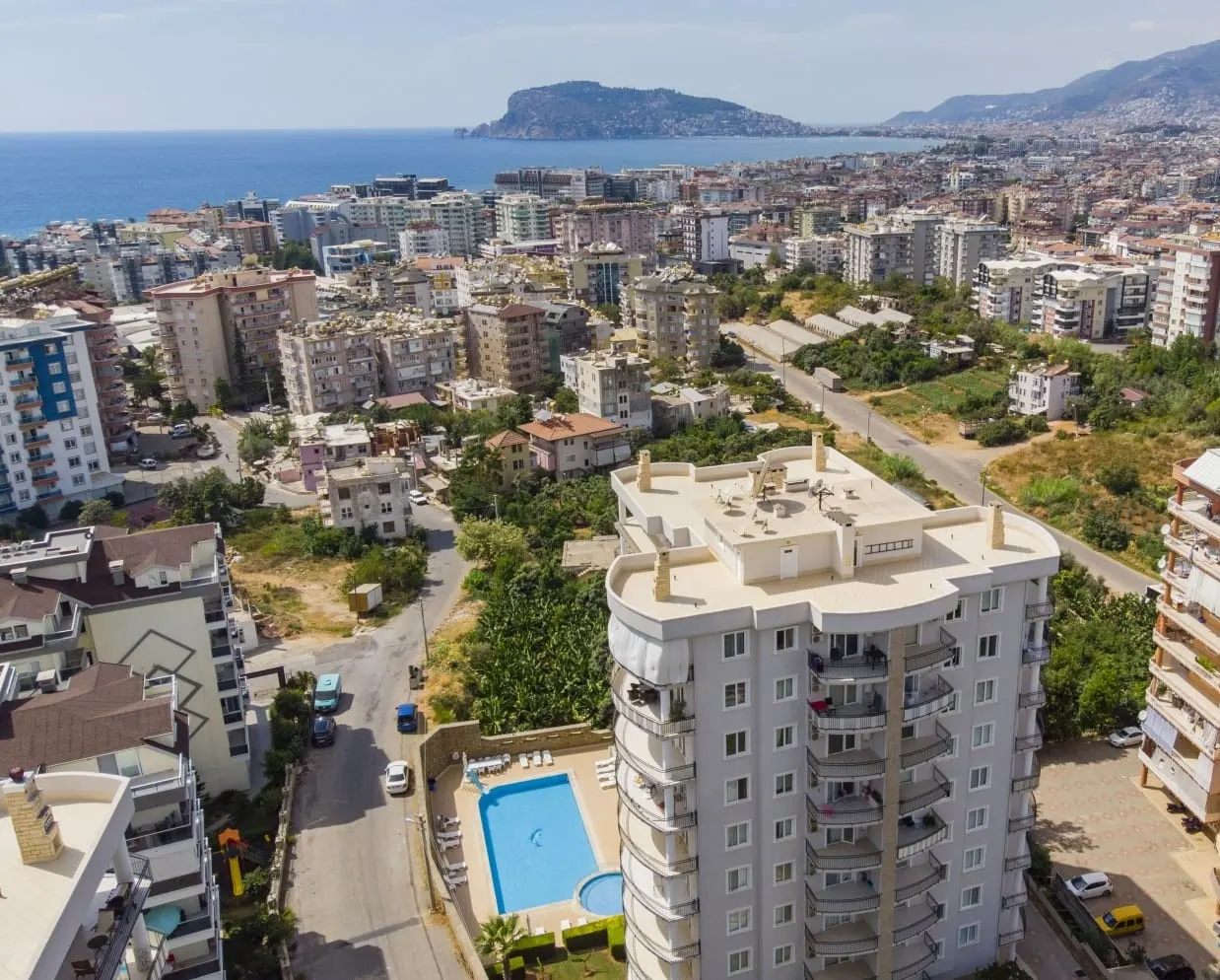 2+1 Furnished Apartment with Seaview and Castle view in Tosmur, Alanya