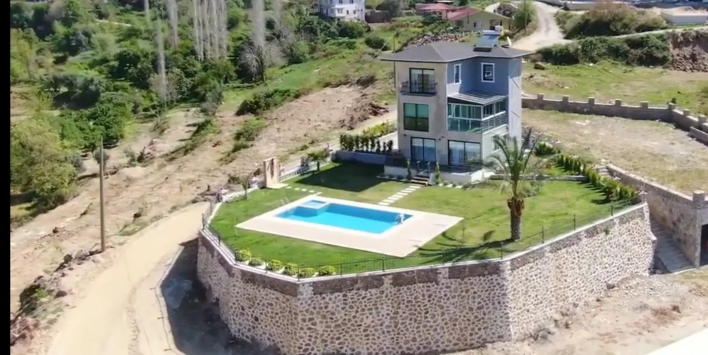 3+1 Luxury Villa with Panorama Seaview in Mahmutlar, Alanya