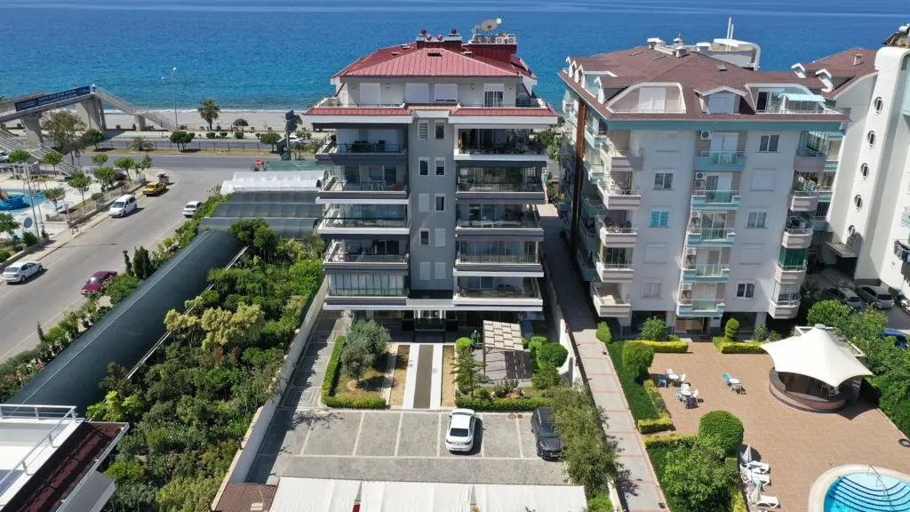 2+1 Apartment at 1. Sealine in Kestel, Alanya
