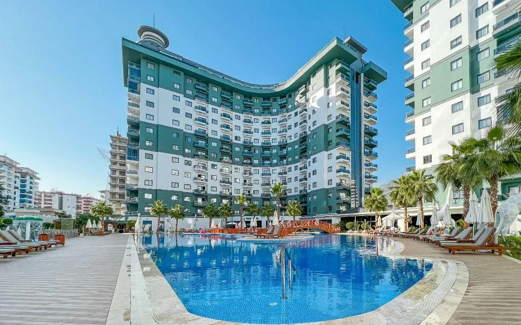 2+1 Luxury Apartment in 5 Star Complex in Mahmutlar, Alanya