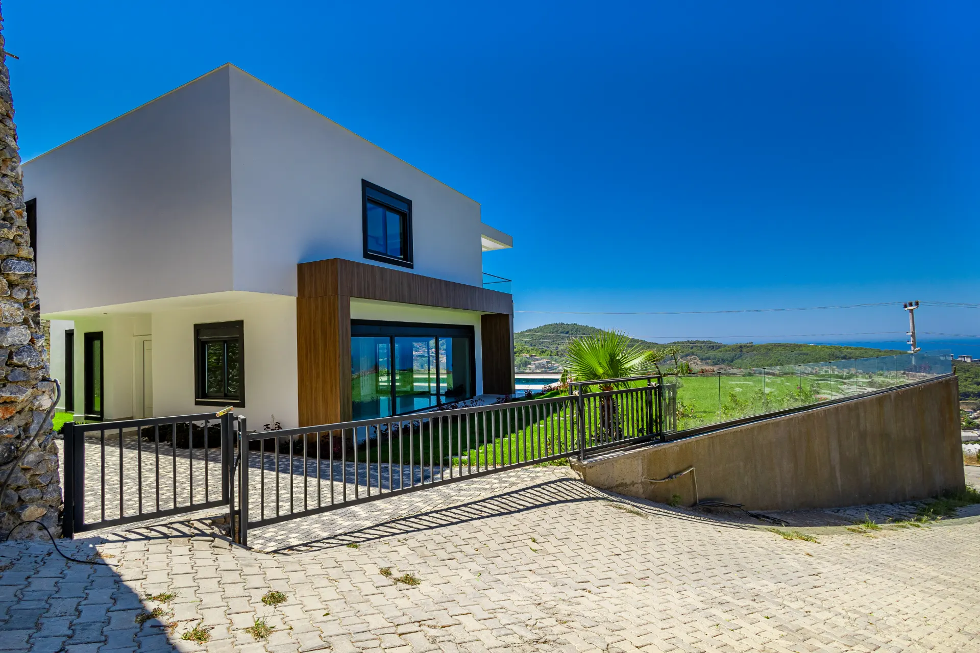Antalya Alanya'da Satılık Müstakil Villa
