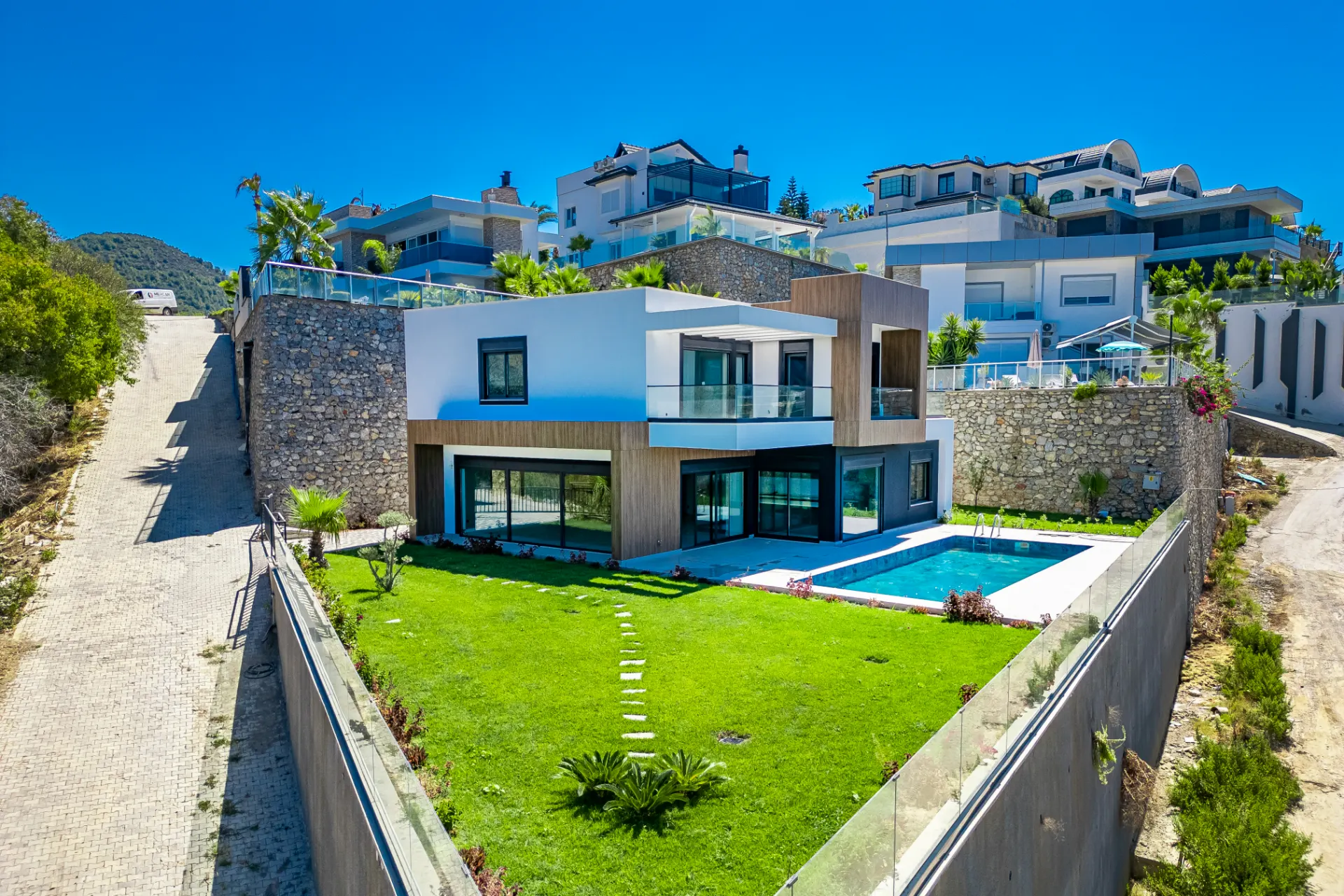 Antalya Alanya'da Satılık Müstakil Villa