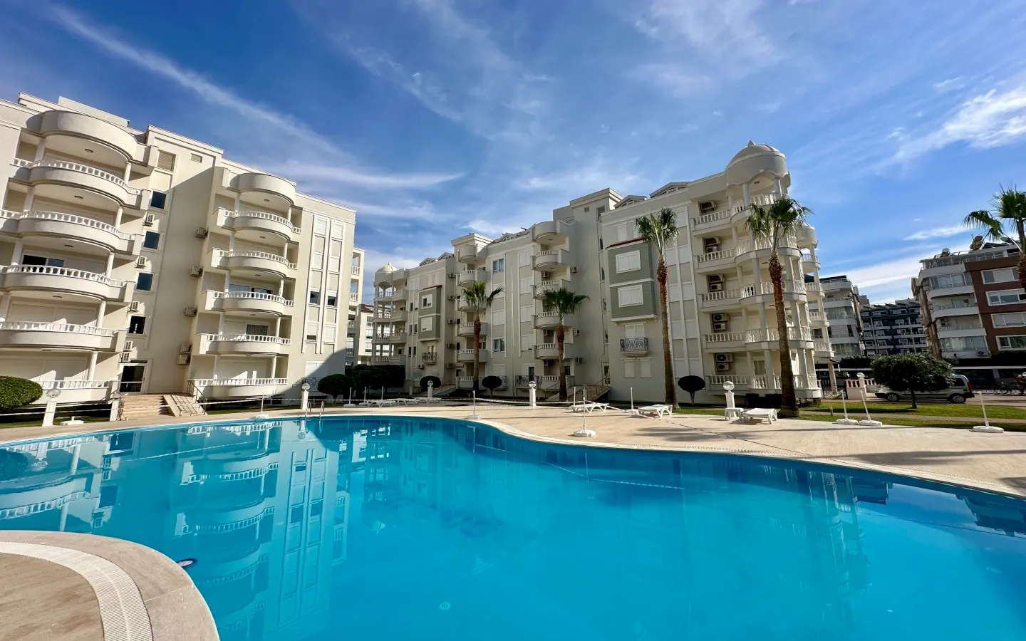 Club Sidar - Oba'da Satılık Eşyalı Daire