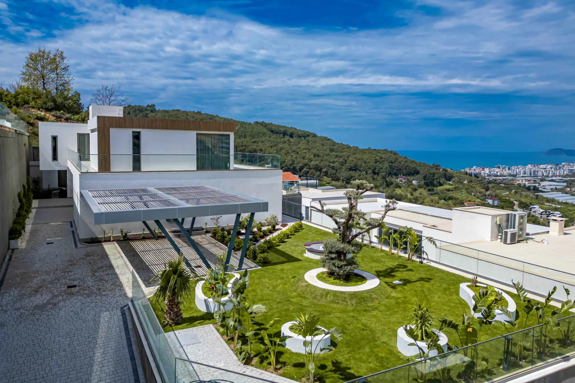 Satılık 4+1 ful eşyalı lüks villa Kargıcak Alanya