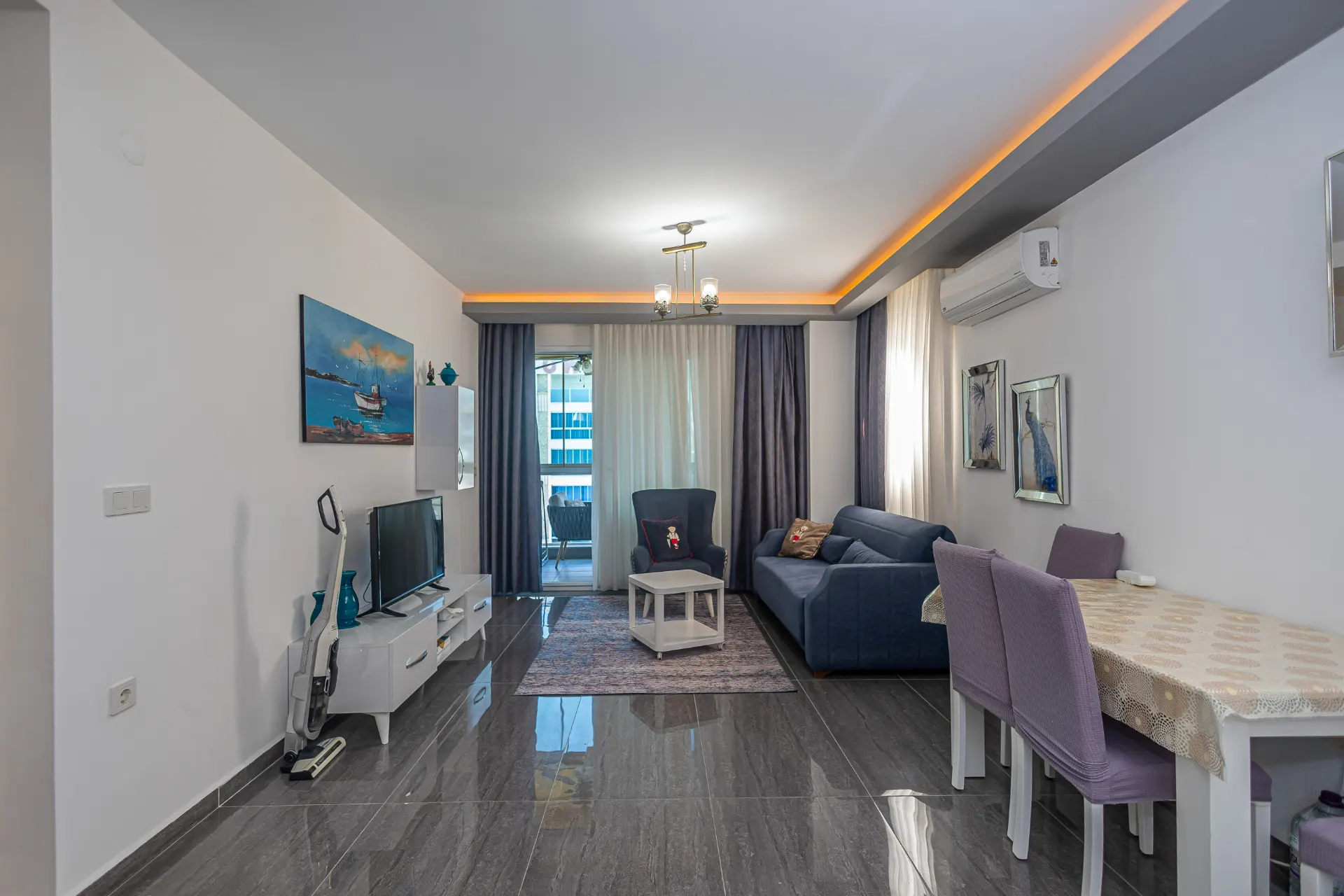 Mahmutlar’da eşyalı 1+1 manzaralı daire