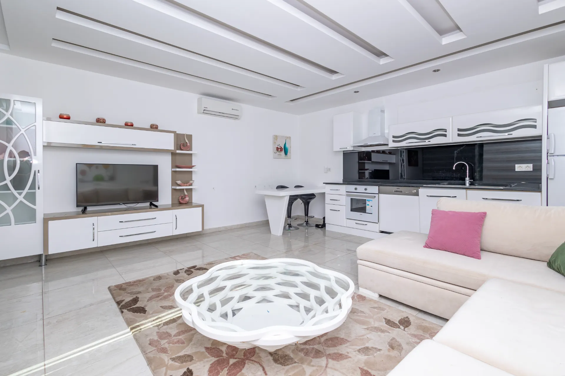 Antalya Alanya'da Satılık Lüks 3+1 Daire