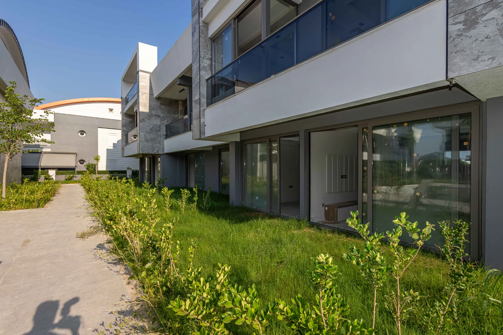 Antalya Belek'te Eşyalı Satılık 1+1 Daire Turizm Kiralamasına Uygun Yüksek Getiri Fırsatı