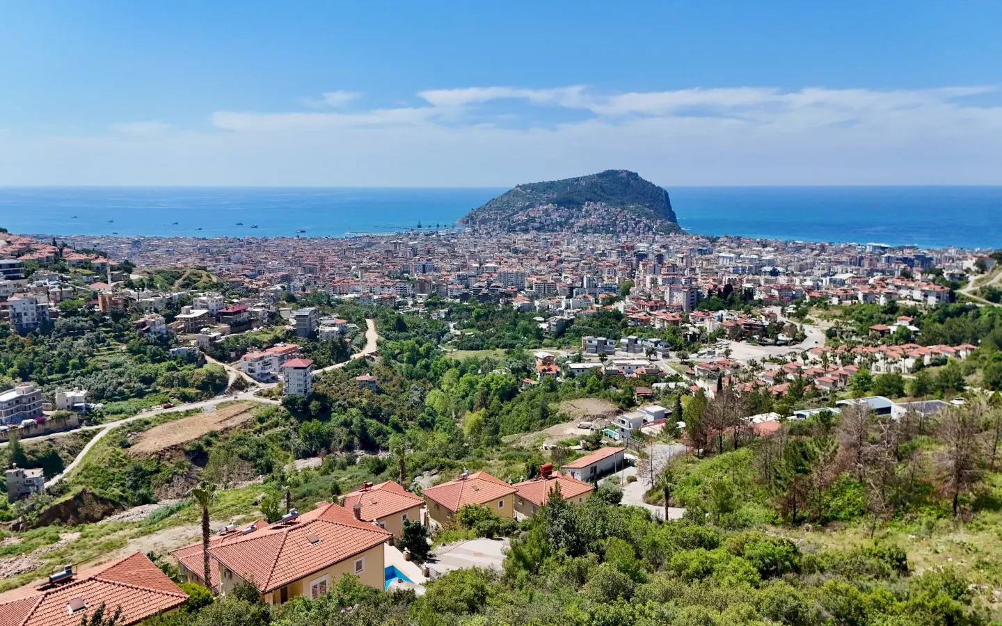 Diamond Garden Villa – Özel Havuzlu ve Deniz Manzaralı Geniş 3 Yatak Odalı Villa
