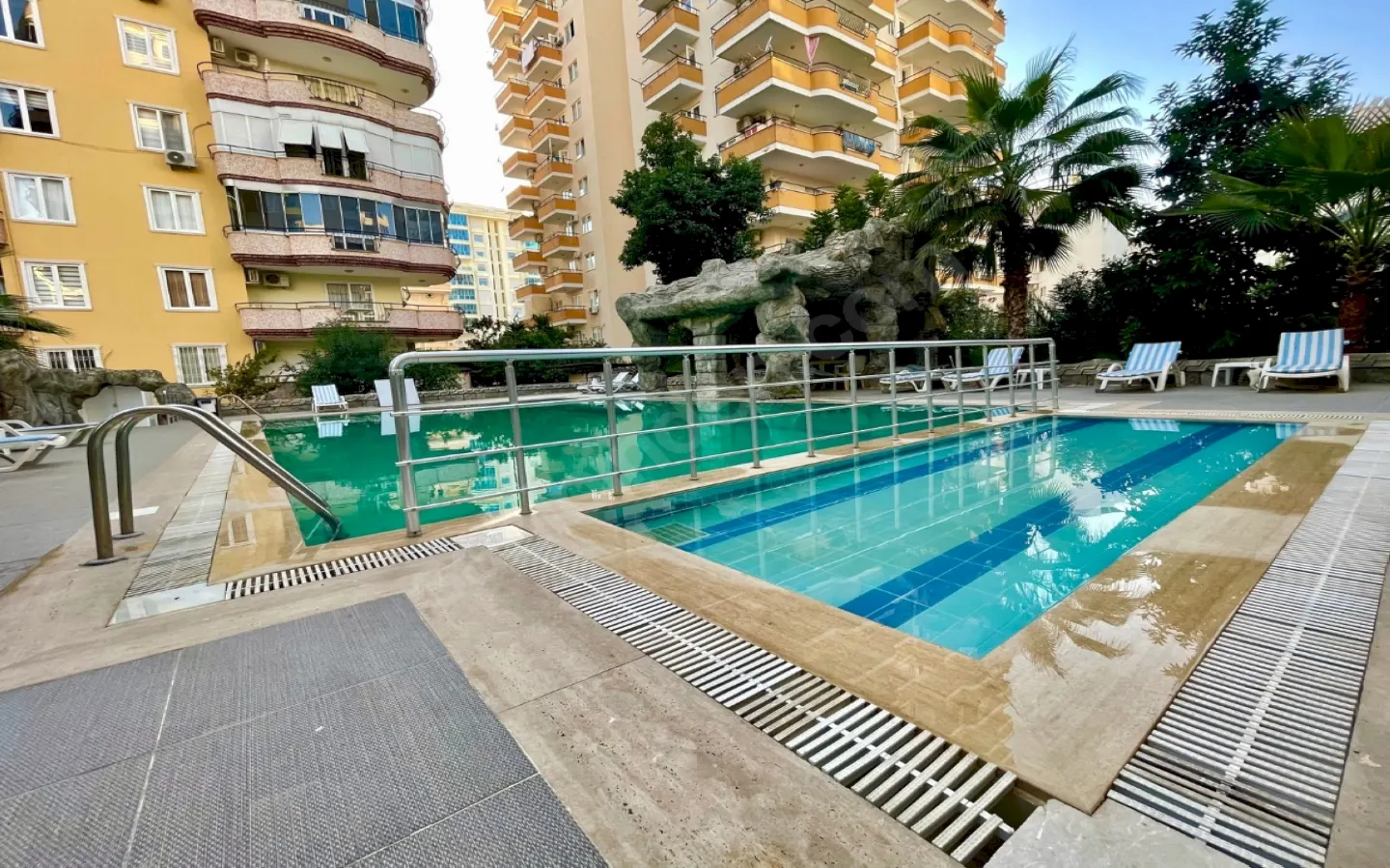 Zeyma Residence – Mahmutlar'da Deniz Manzaralı Eşyalı Satılık Daire