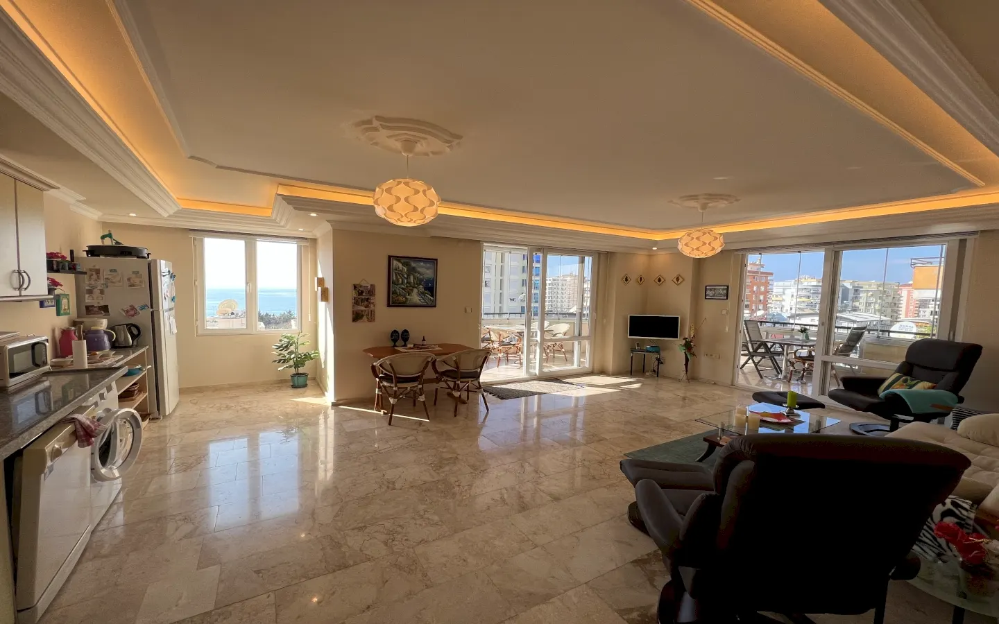 Zeyma Residence – Mahmutlar'da Deniz Manzaralı Eşyalı Satılık Daire