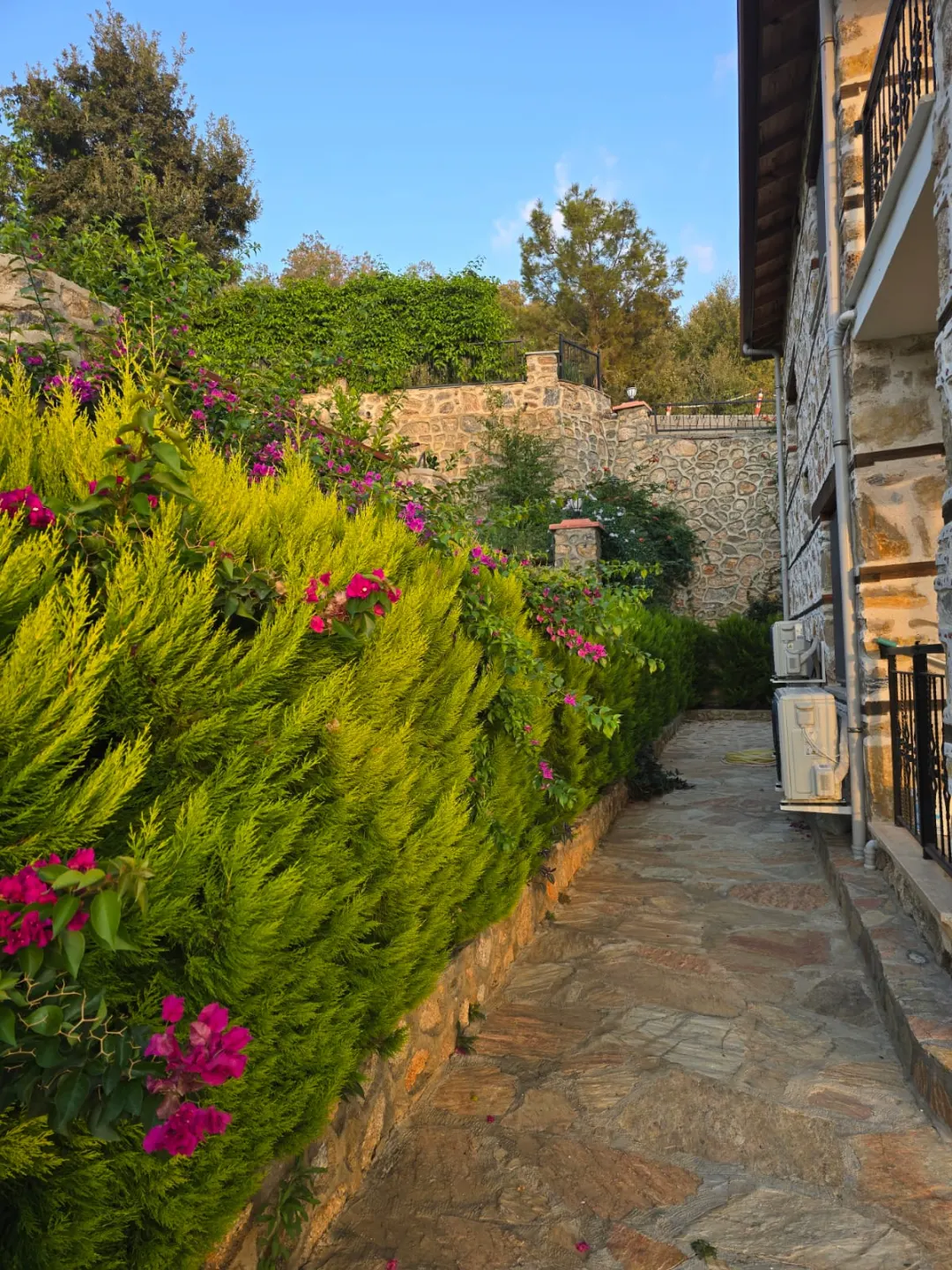 Alanya / Kargıcak Mah 3+1 Dogal Taş Villa