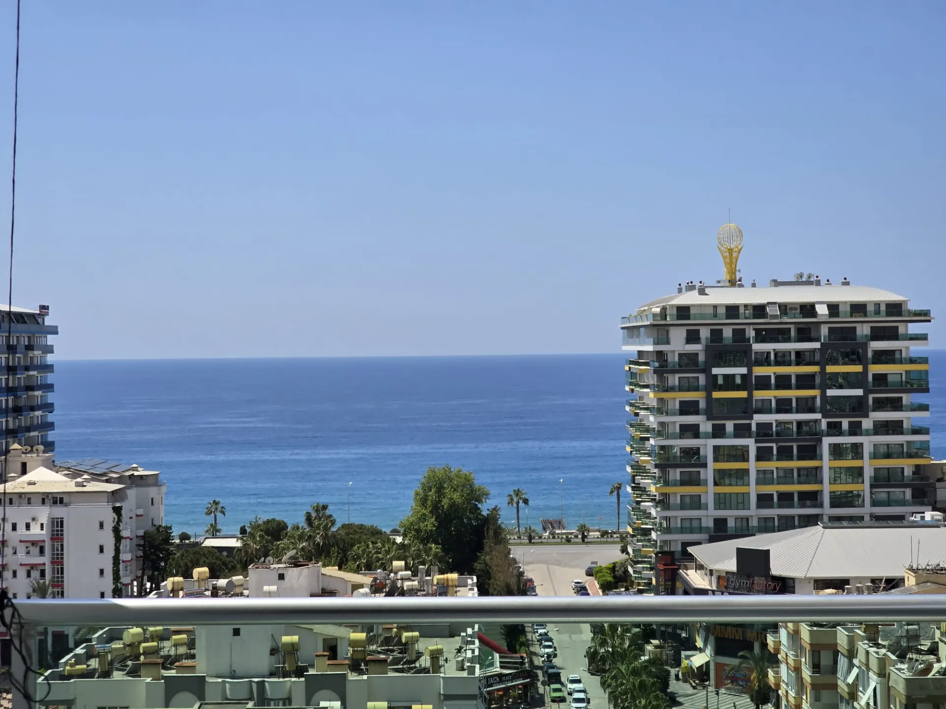 Alanya Mahmutlarda Satılık  Deniz Manzaralı 4+1 Dublex Daire
