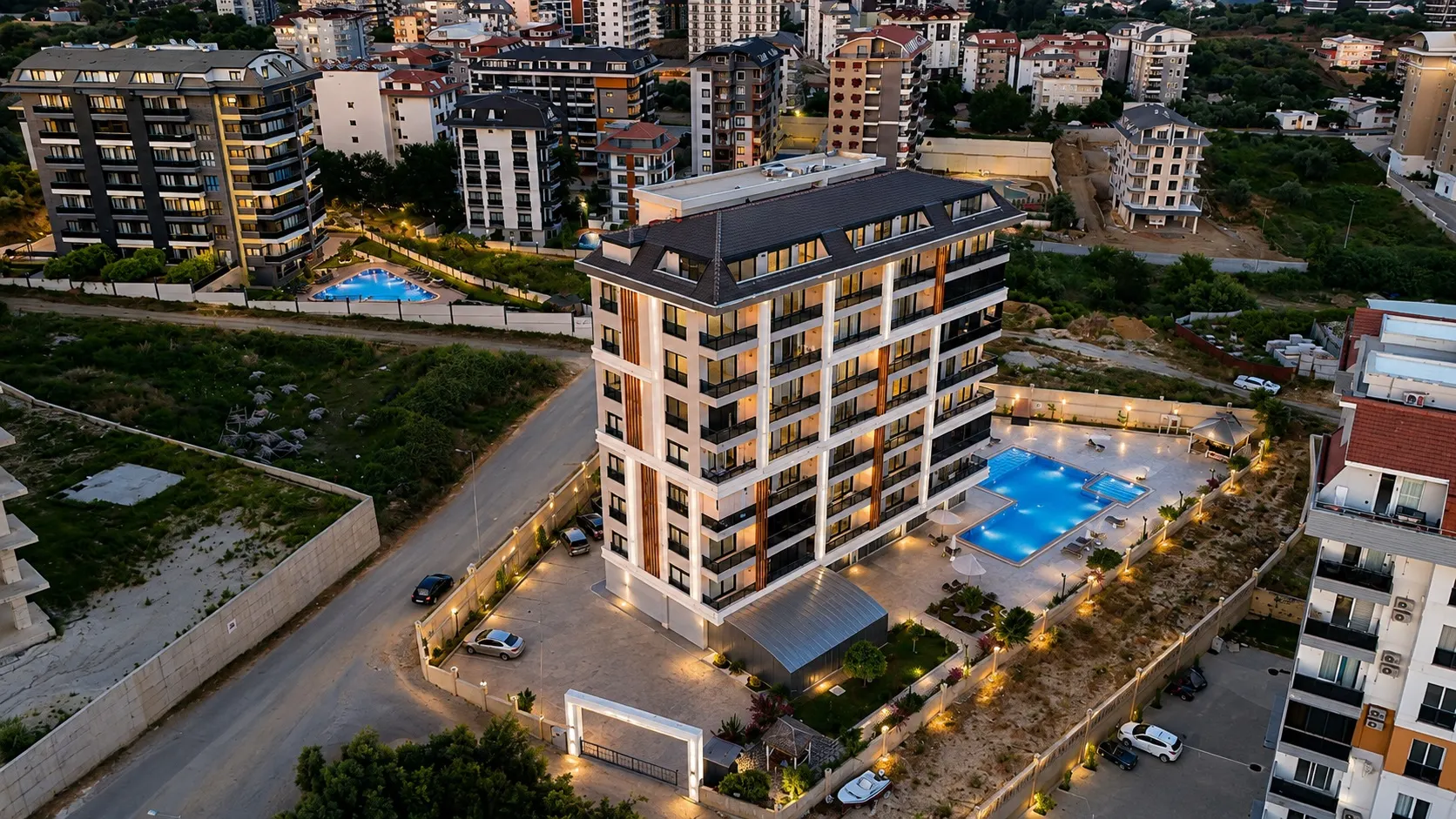 Antalya Alanya Avsallarda Eşyalı 2+1 Site içi satılık daire