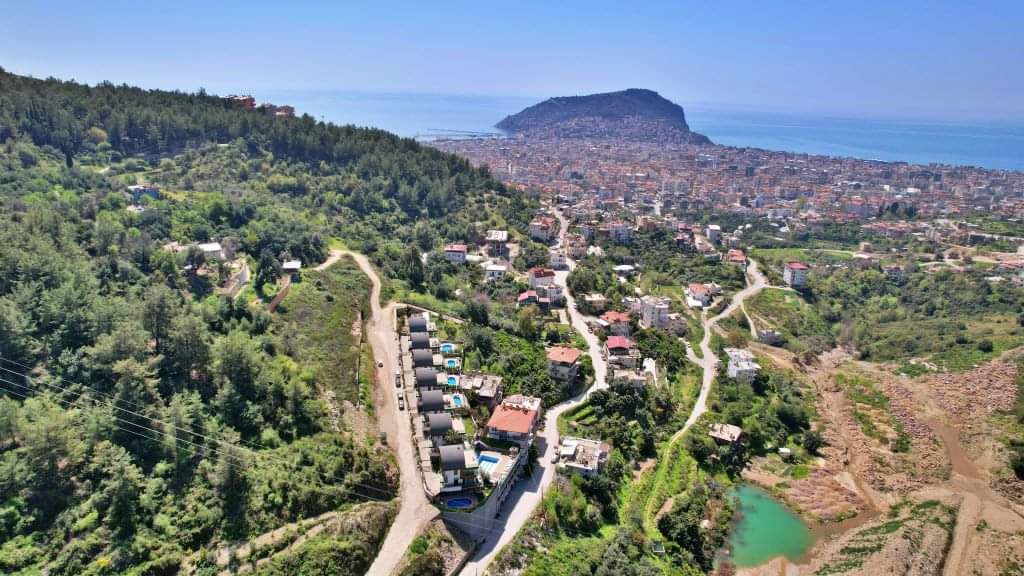 ALANYA BEKTAŞ’TA SATILIK  SİTE İÇERİSİNDE PRESTİJLİ MÜSTAKİL VİLLA