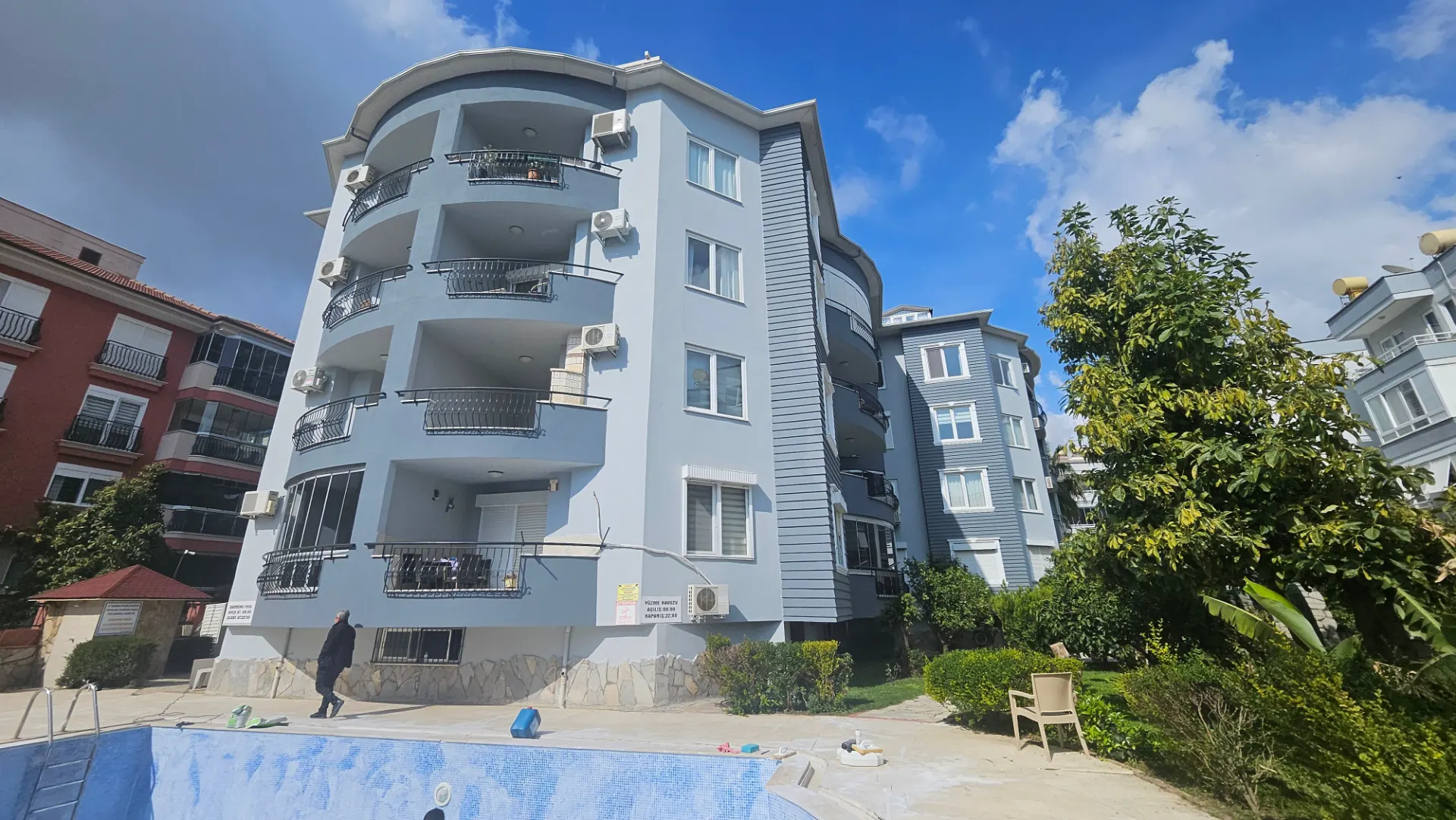 Alanya Oba Gül Sitesinde 2+1 Satılık Daire