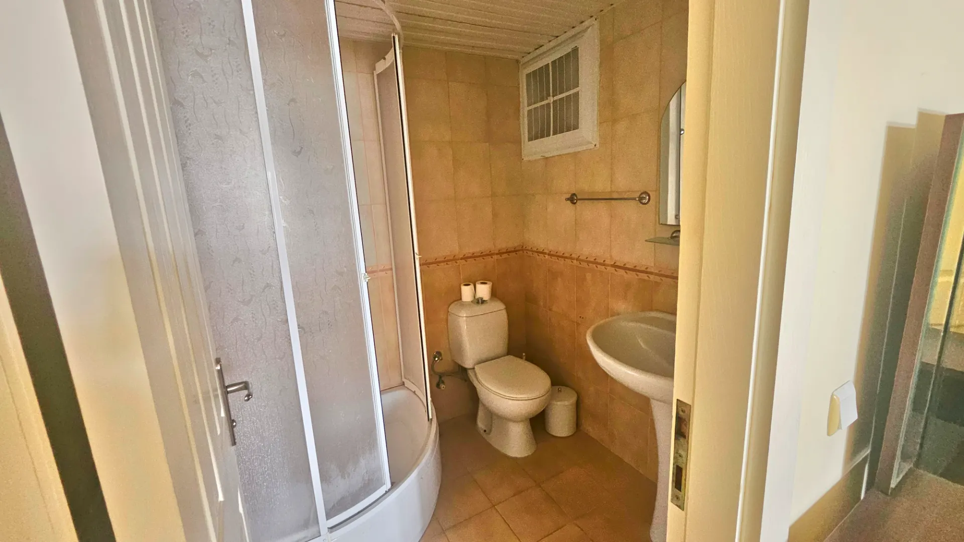 Alanya Oba Gül Sitesinde 2+1 Satılık Daire