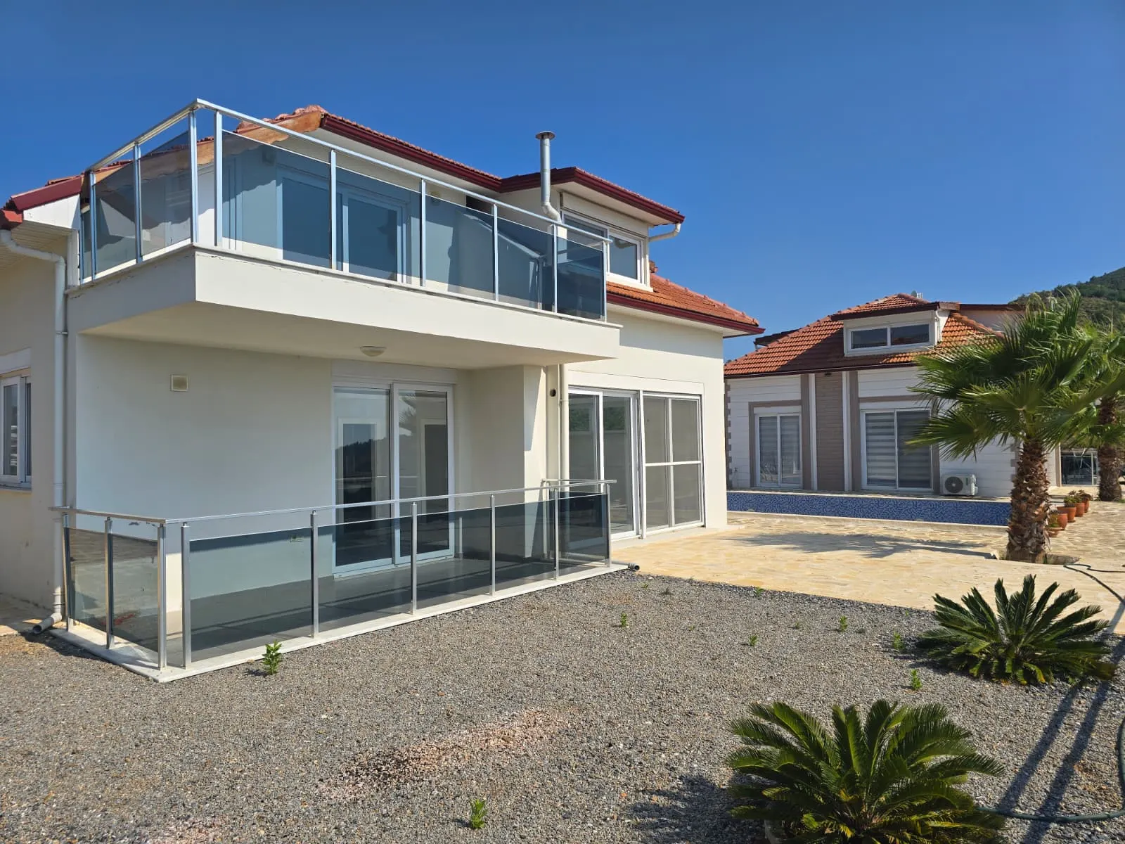 Antalya Gazipaşa'da Satılık Müstakil 1 Villa Fiyatına 2 Villa.