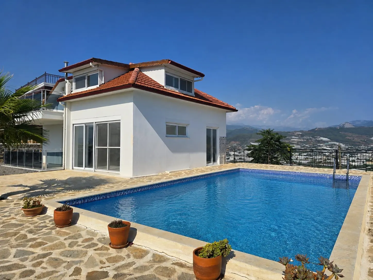 Villa independiente en venta en Antalya Gazipaşa