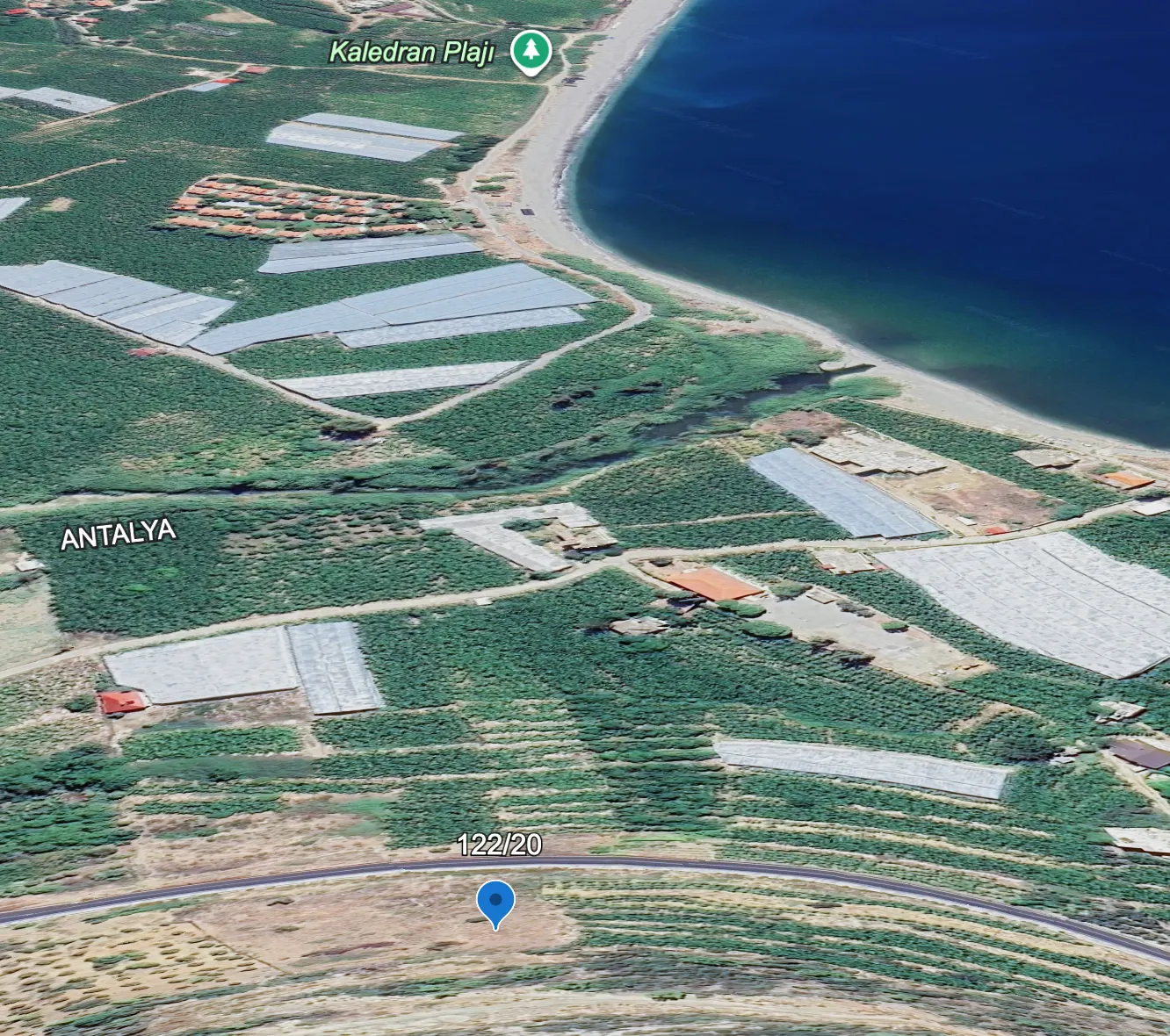 Antalya Gazipaşa'da Hayallerinizdeki Villayı İnşa Edin: Kesintisiz Deniz Manzaralı 711 m² Arsa!