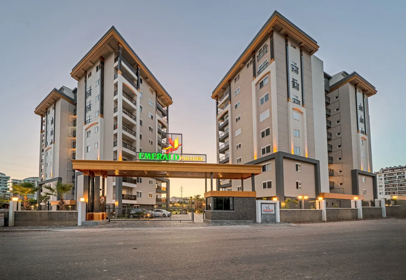 Emerald Paradise’ta Havuz Manzaralı 1+1 Daire