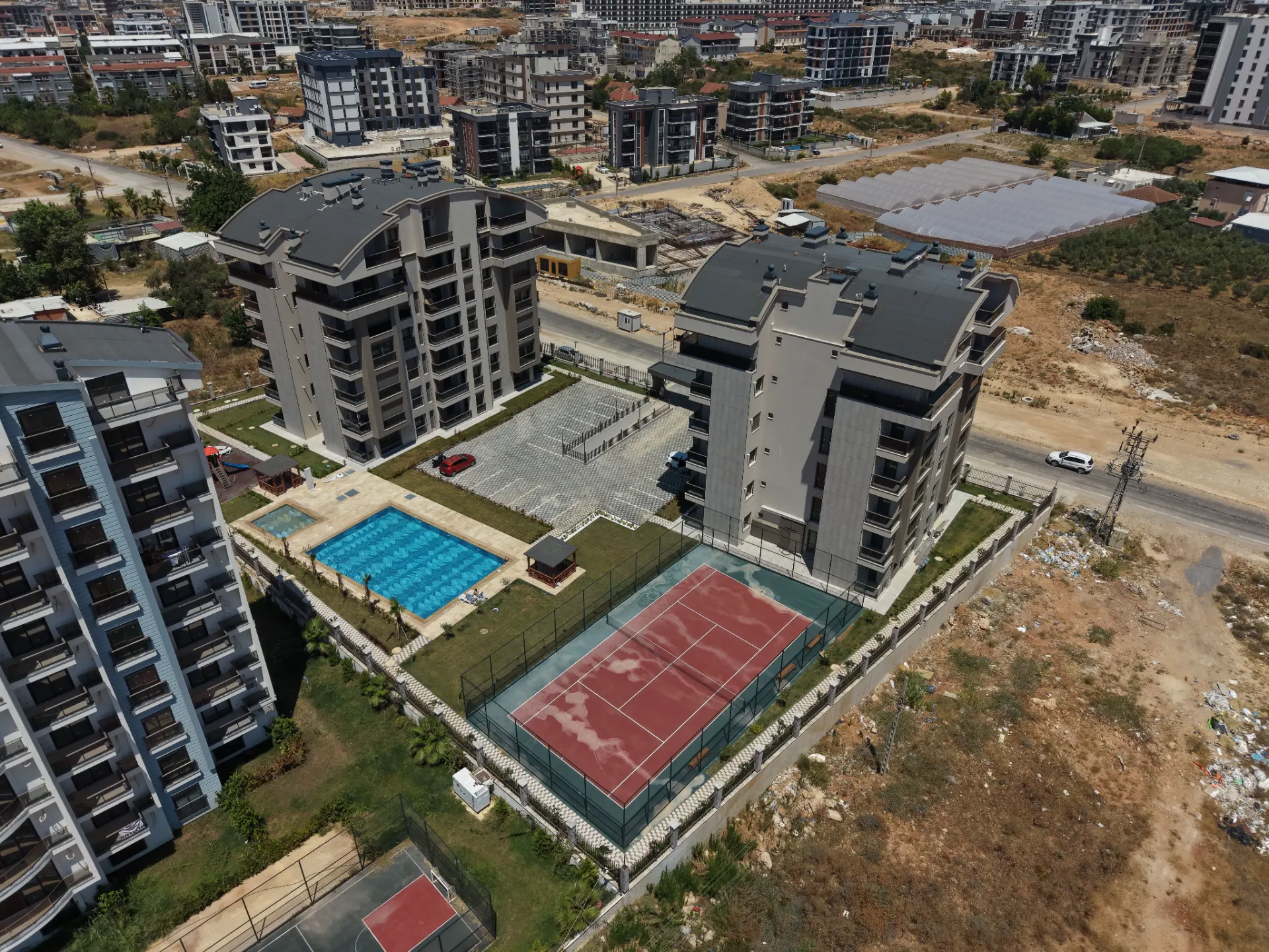 Aksu Altıntaş'ta Oturuma Hazır Site İçerisinde 2+1 Satılık Daire