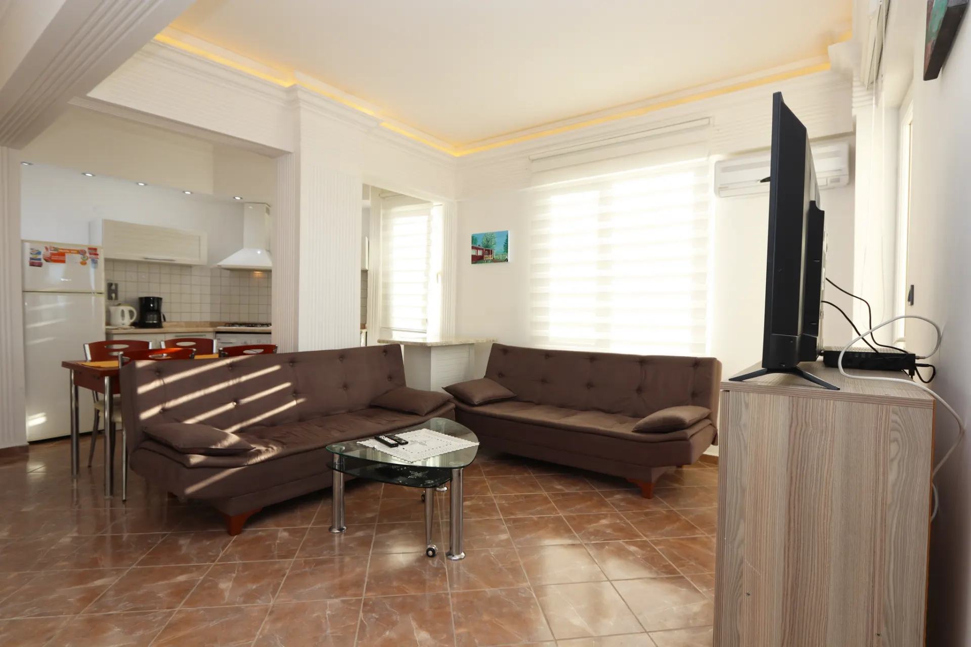 Cumhuriyet Mahallesi Denize Yakın Havuzlu Sitede Eşyalı Satılık Daire