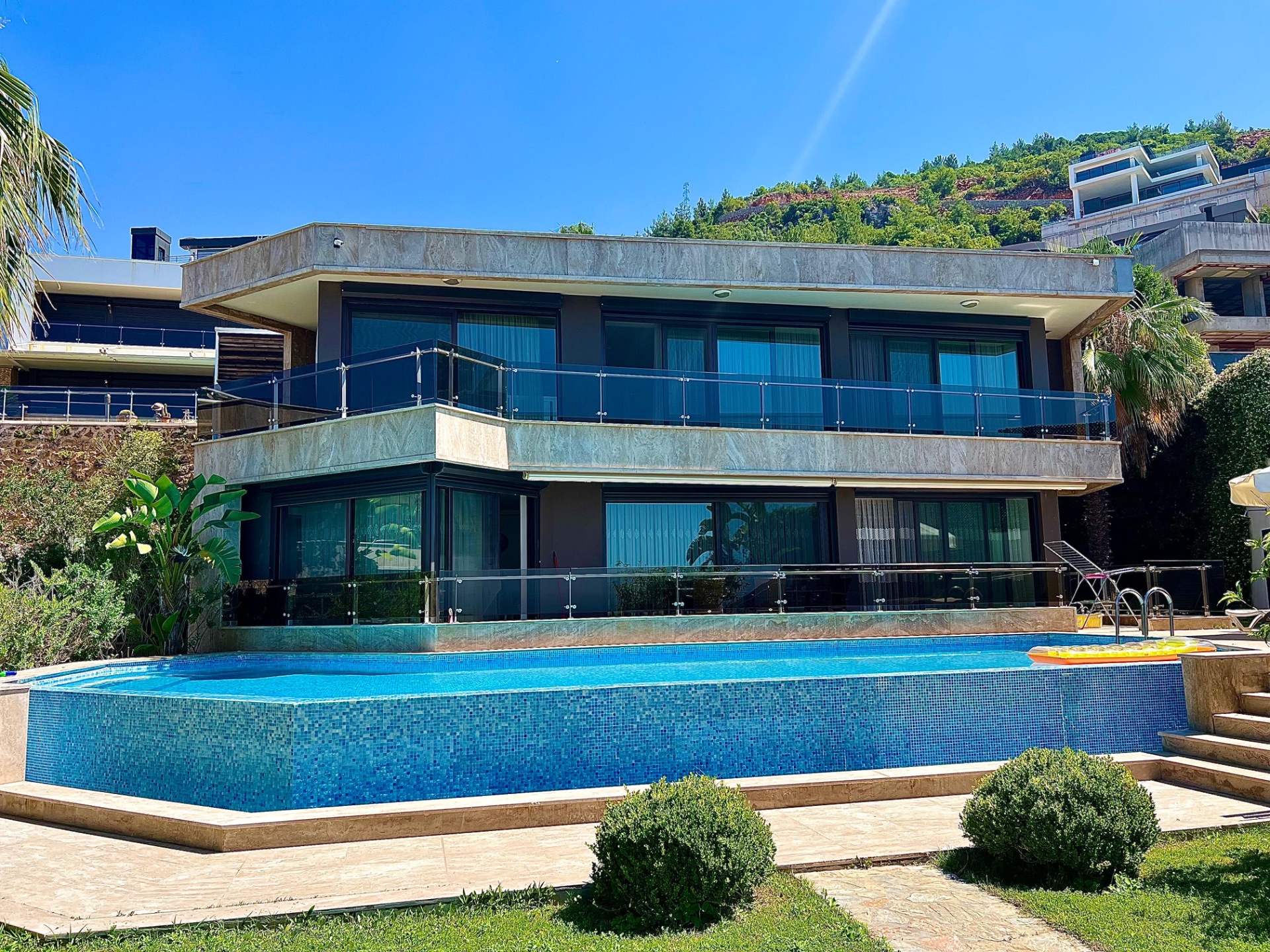 Antalya Alanya'da Satılık Lüks Villa