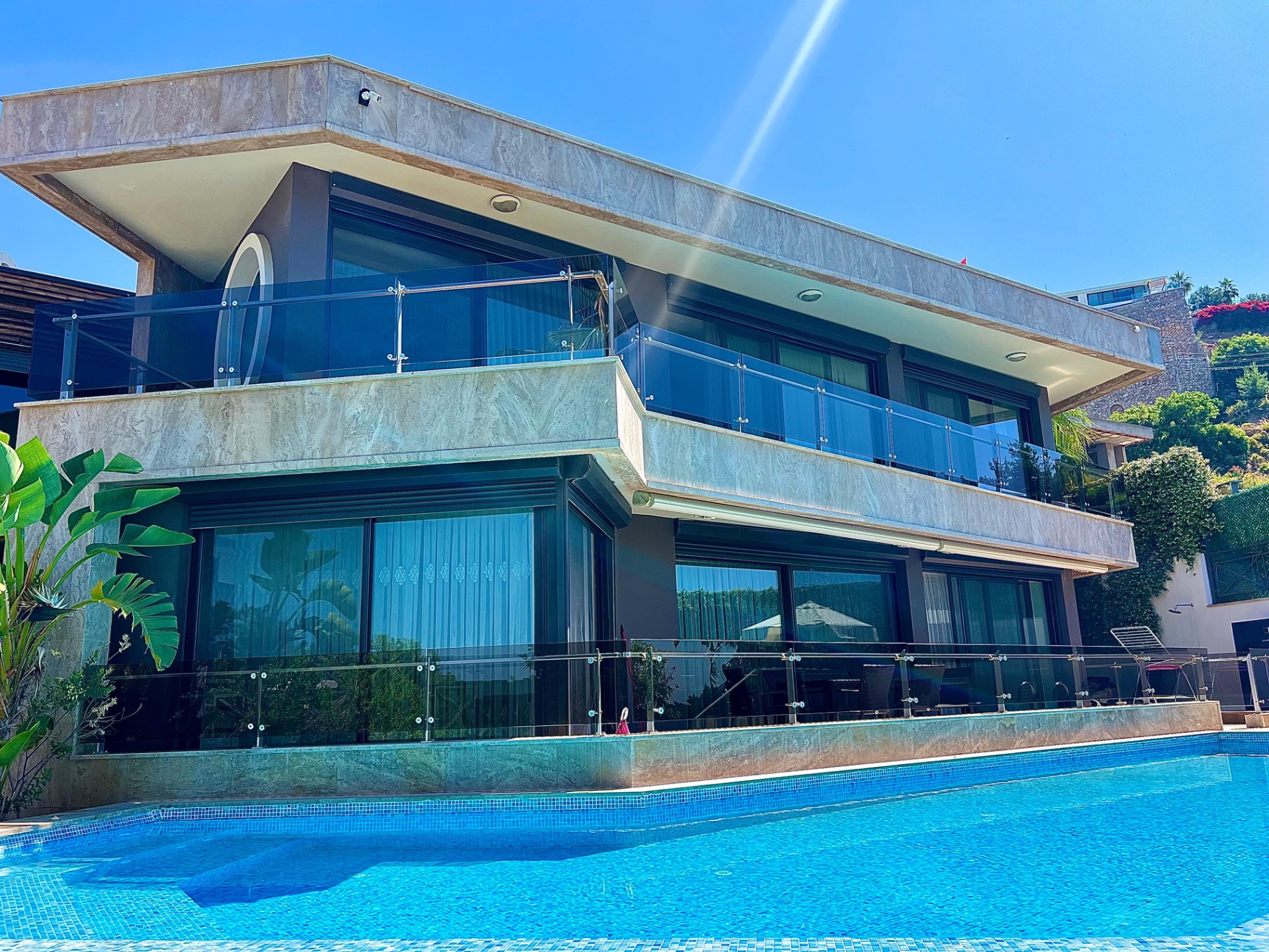 Antalya Alanya'da Satılık Lüks Villa