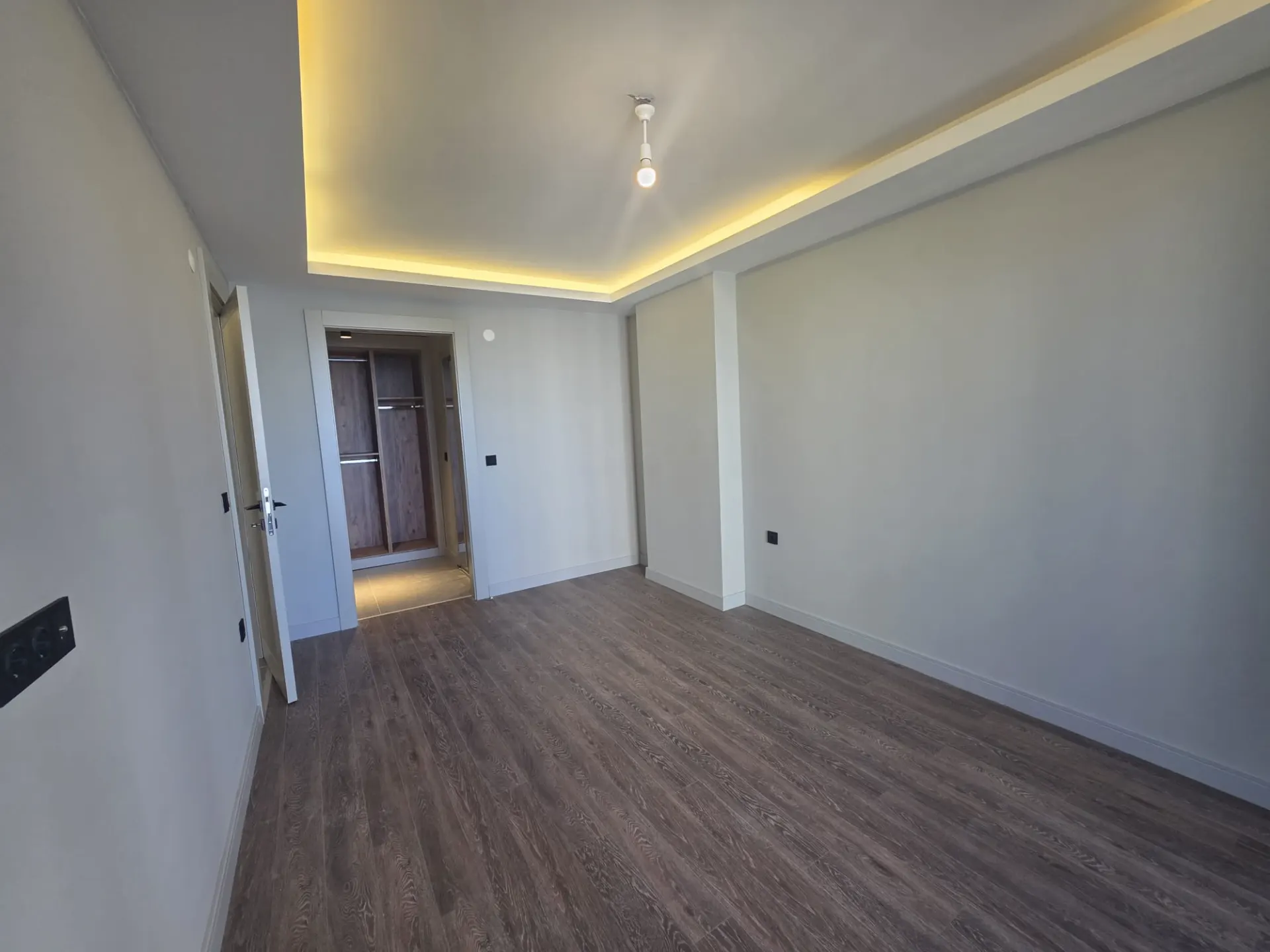 ALANLI DOĞUMAK TOWER'DA YÜKSEK KREDİLİ 3+1 LOFT ULTRALÜKS DAİRE