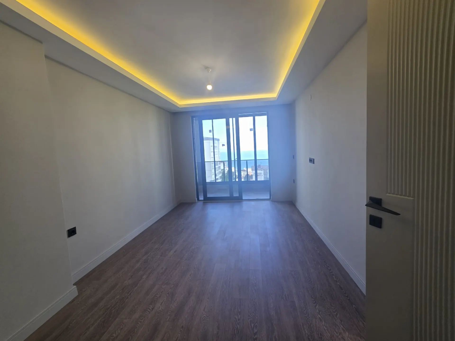 ALANLI DOĞUMAK TOWER'DA YÜKSEK KREDİLİ 3+1 LOFT ULTRALÜKS DAİRE