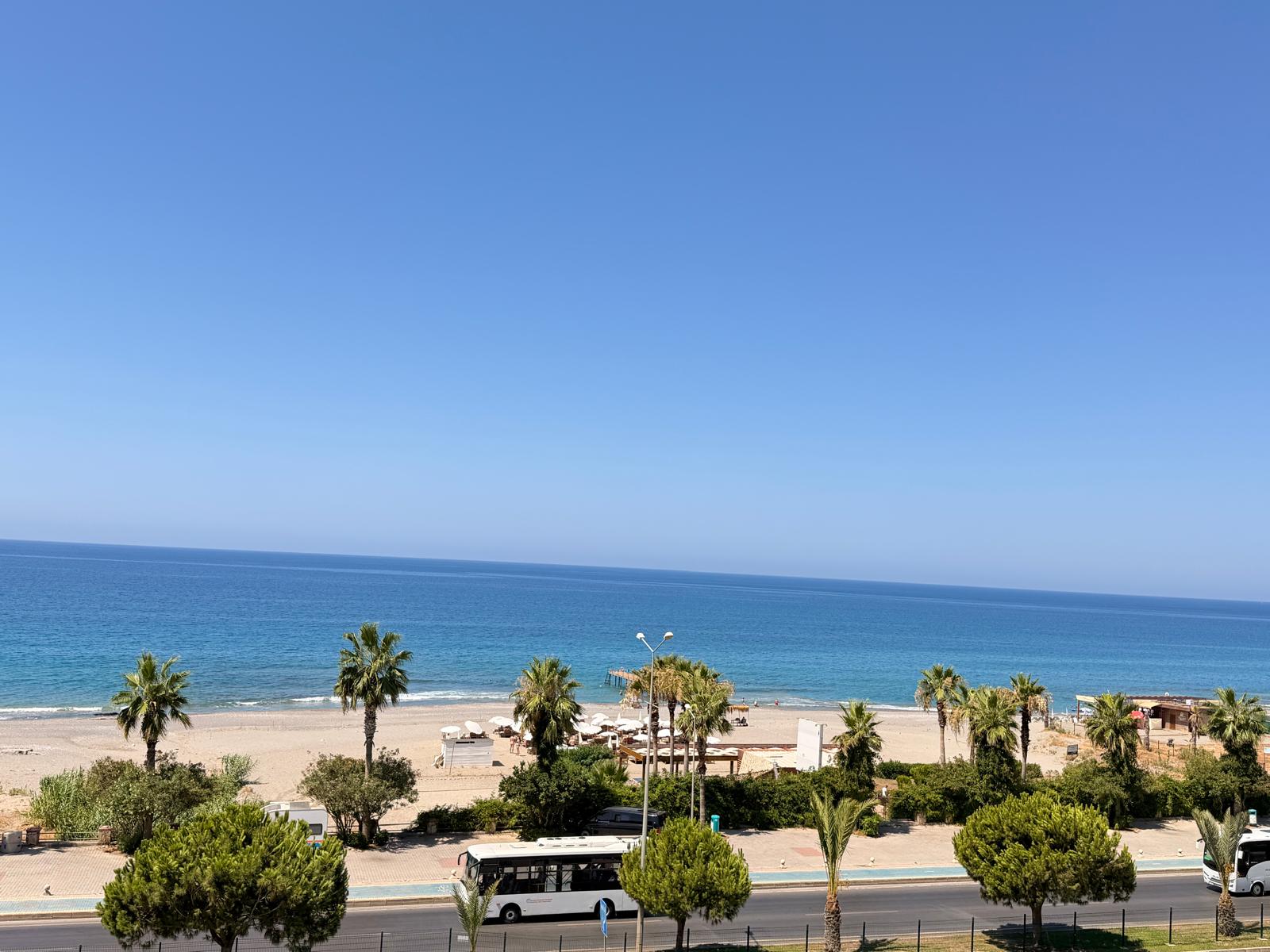 Antalya Kestel'de Denize Sıfır Satılık Dubleks Daire
