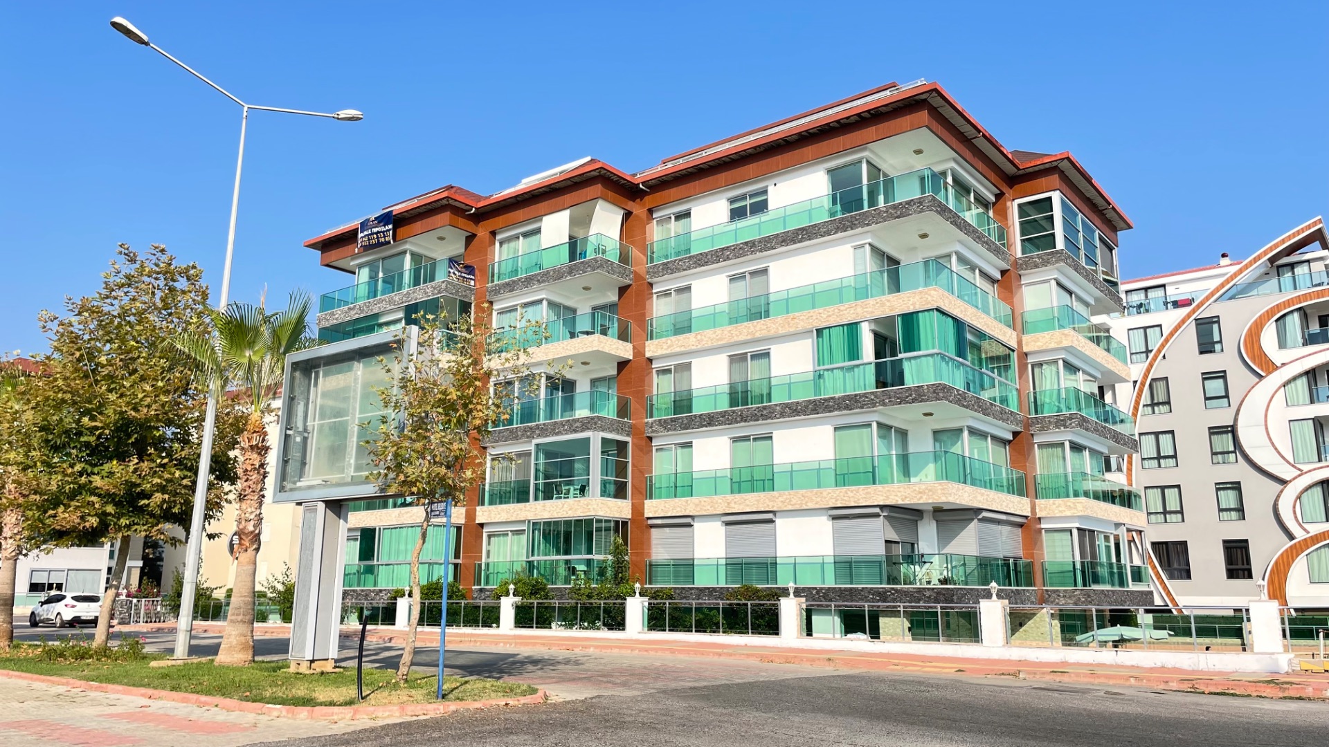 Antalya Kestel'de Denize Sıfır Satılık Dubleks Daire