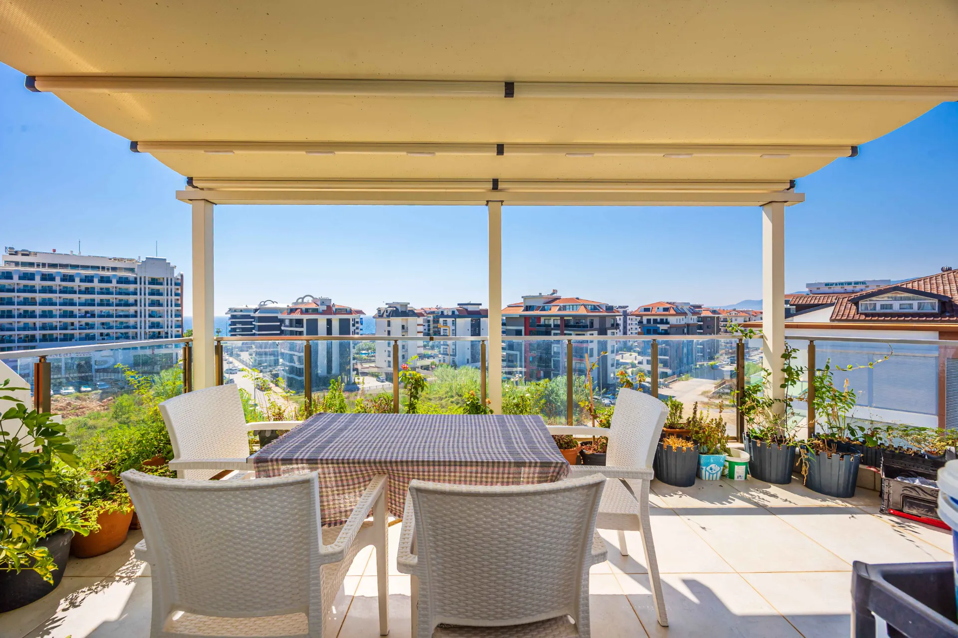 Lüks 4+1 Daire Satılık Alanya Deniz Manzaralı