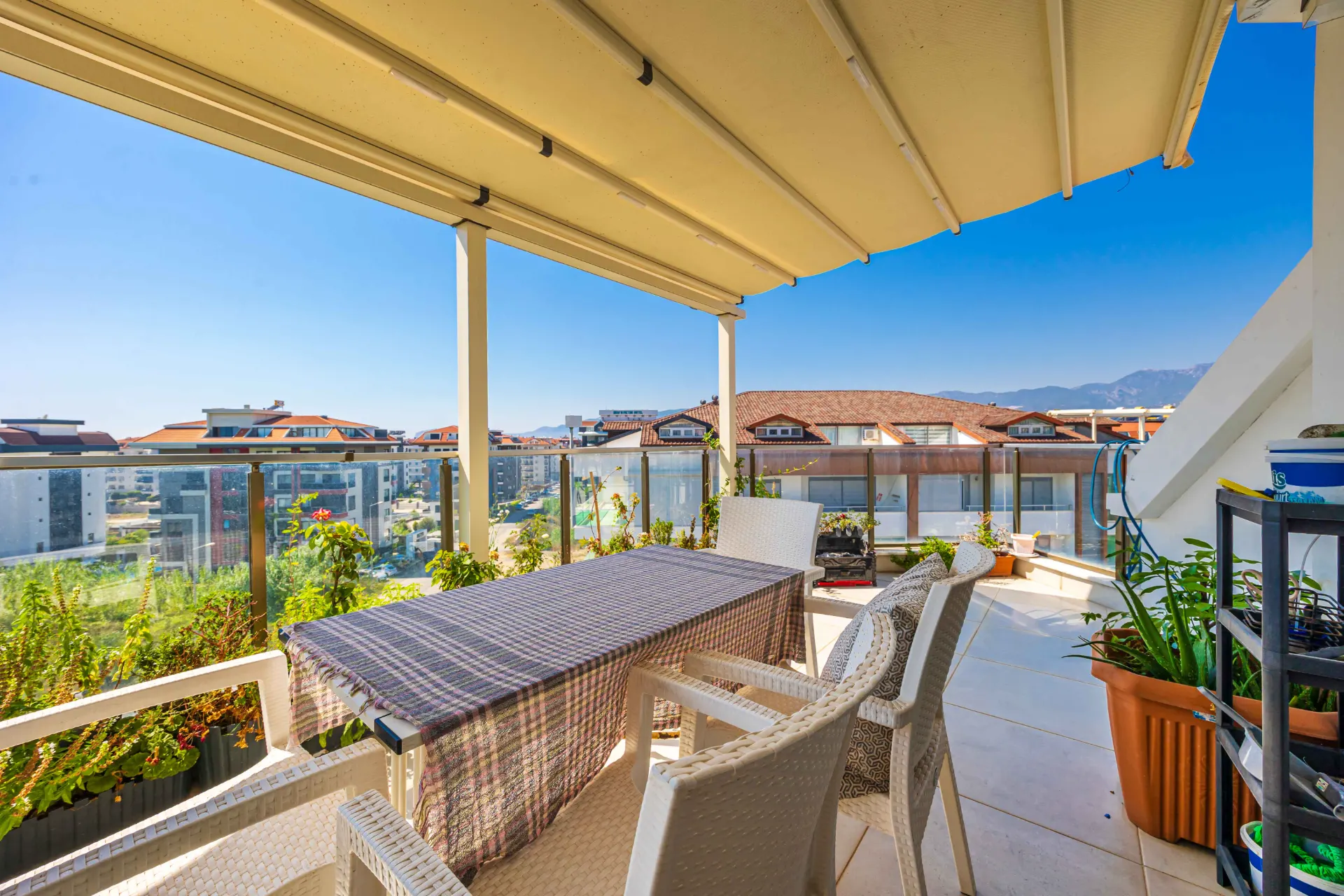 Lüks 4+1 Daire Satılık Alanya Deniz Manzaralı
