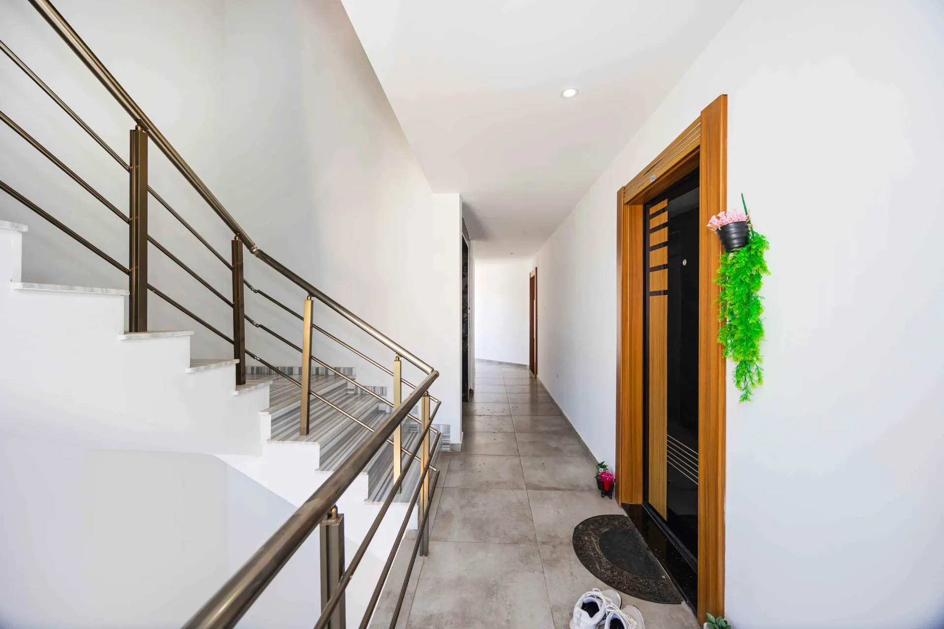 Lüks 4+1 Daire Satılık Alanya Deniz Manzaralı