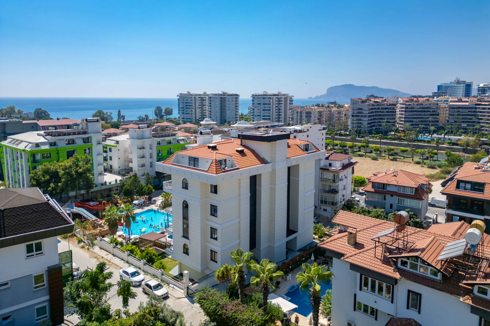 Antalya Alanya'da Deniz Manzaralı Satılık 2+1 Daire