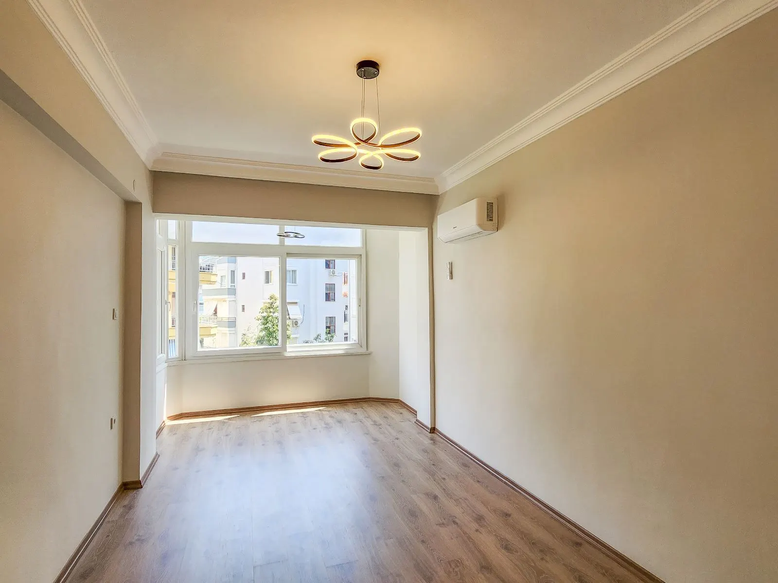 Antalya Alanya'da Satılık 2+1 Daire