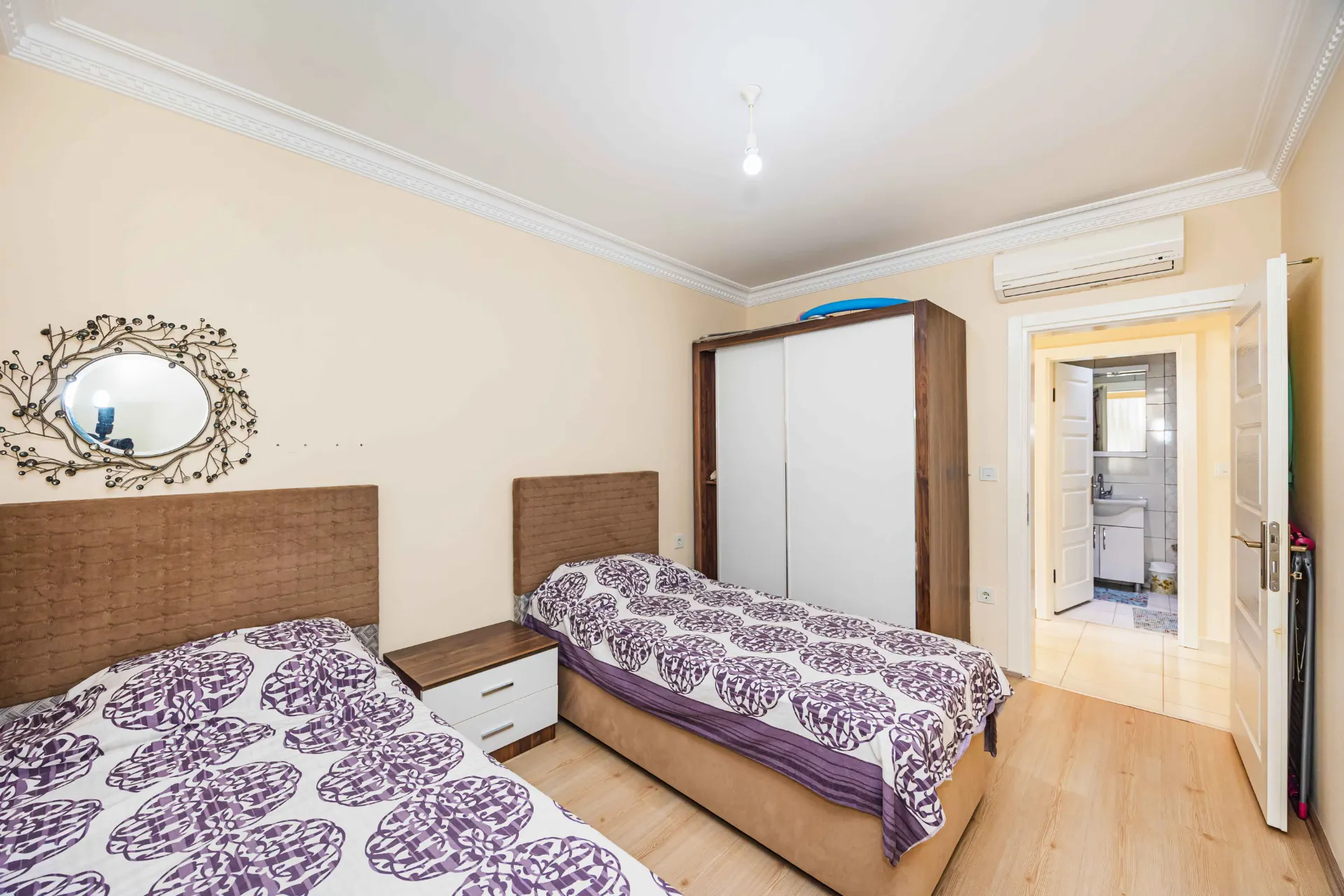 Antalya Alanya Mahmutlar'da Satılık 2+1 Daire