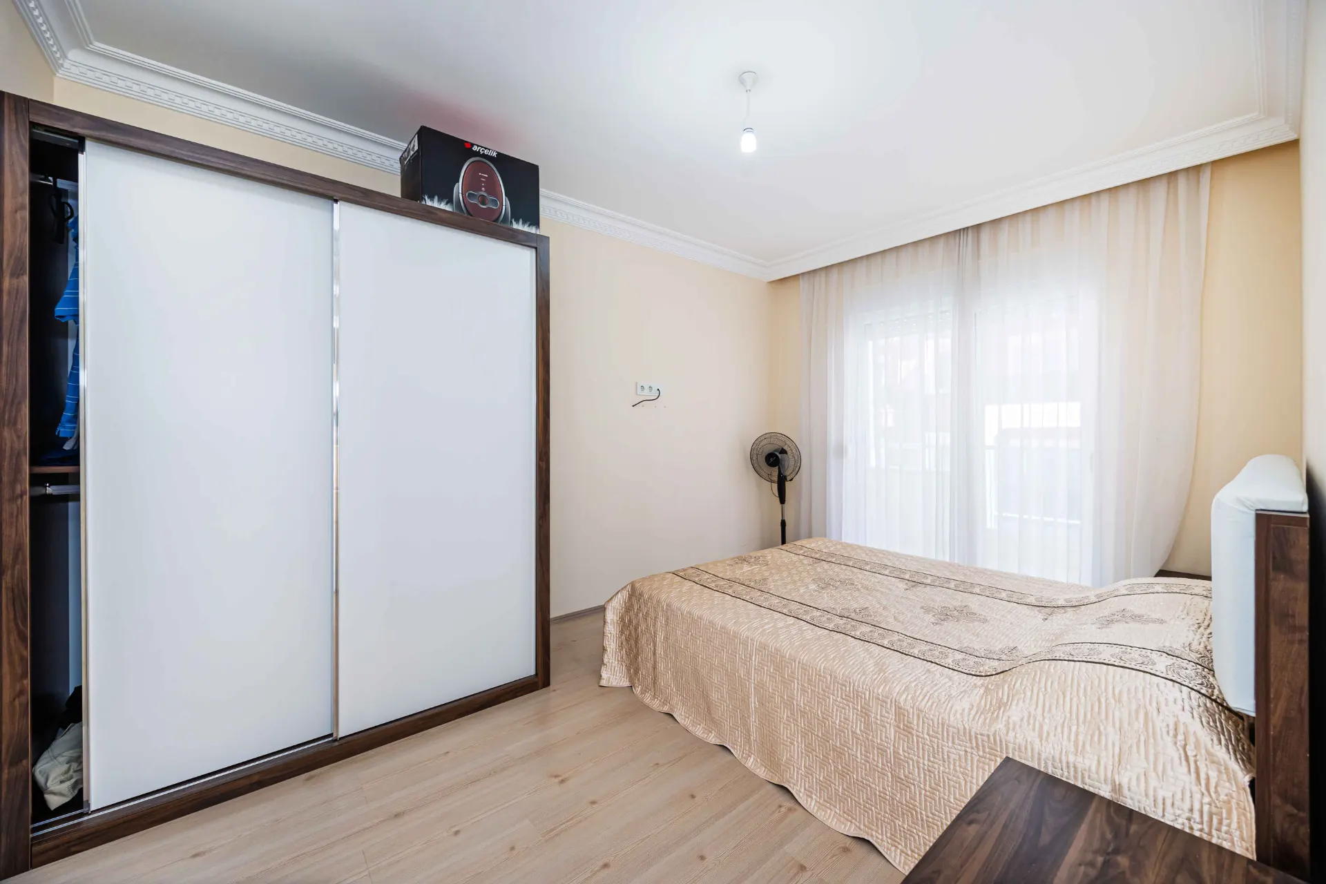 Antalya Alanya Mahmutlar'da Satılık 2+1 Daire