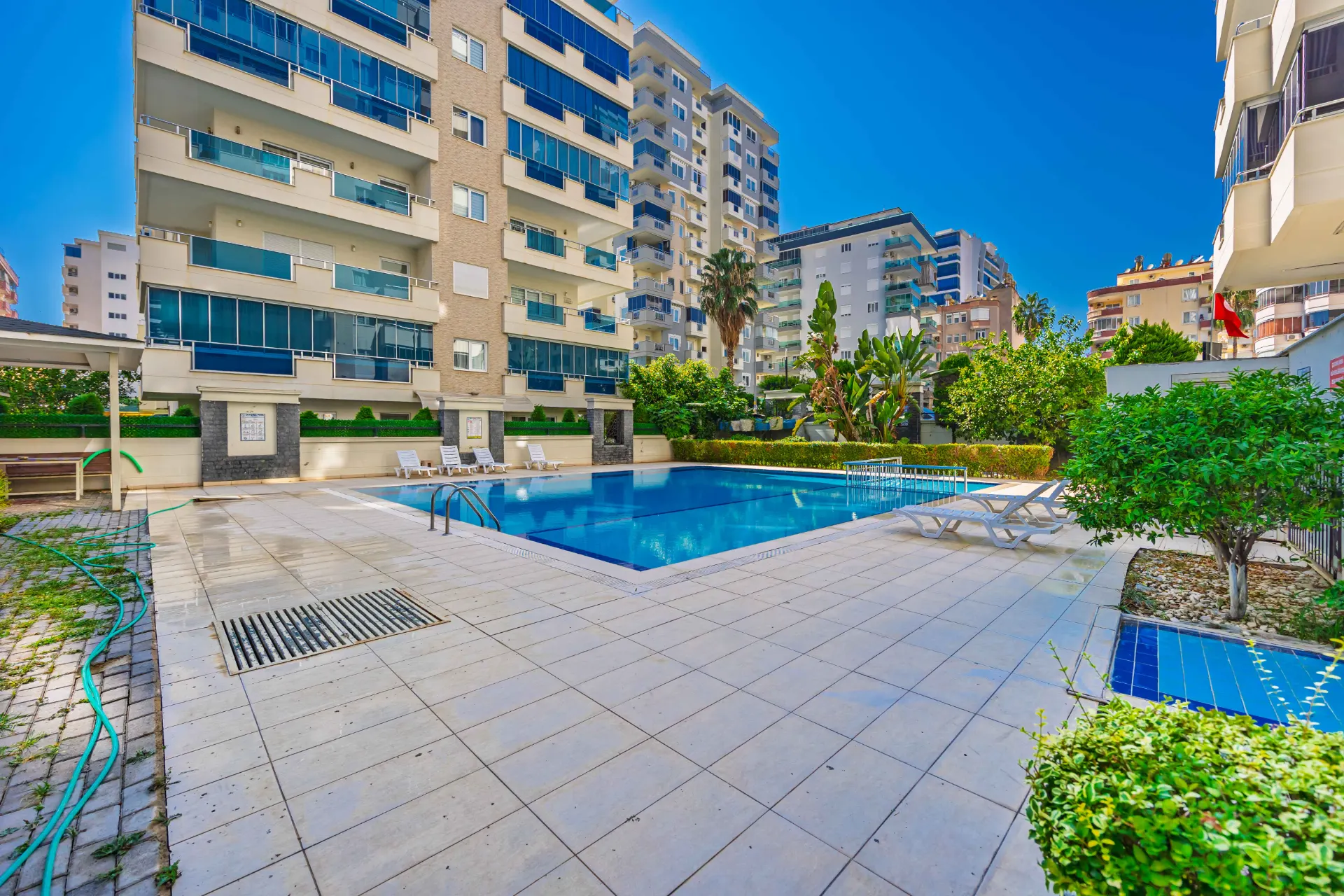 Antalya Alanya Mahmutlar'da Satılık 2+1 Daire