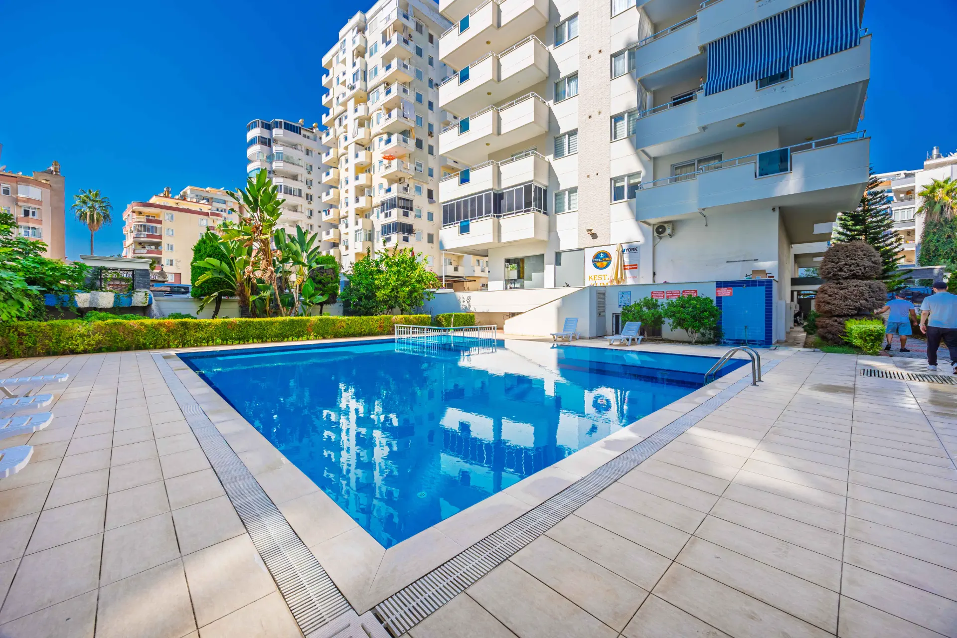 Antalya Alanya Mahmutlar'da Satılık 2+1 Daire