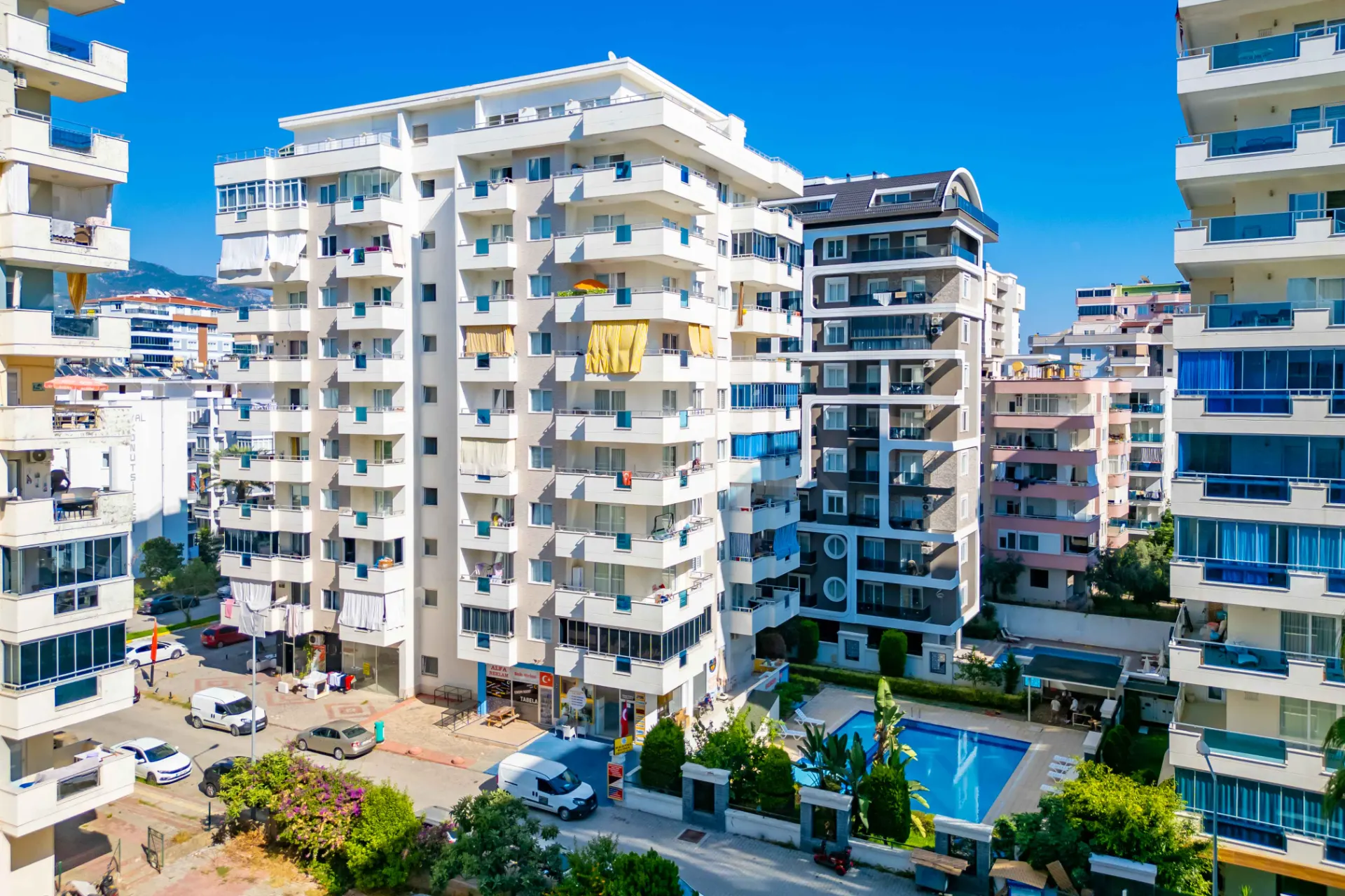 Antalya Alanya Mahmutlar'da Satılık 2+1 Daire